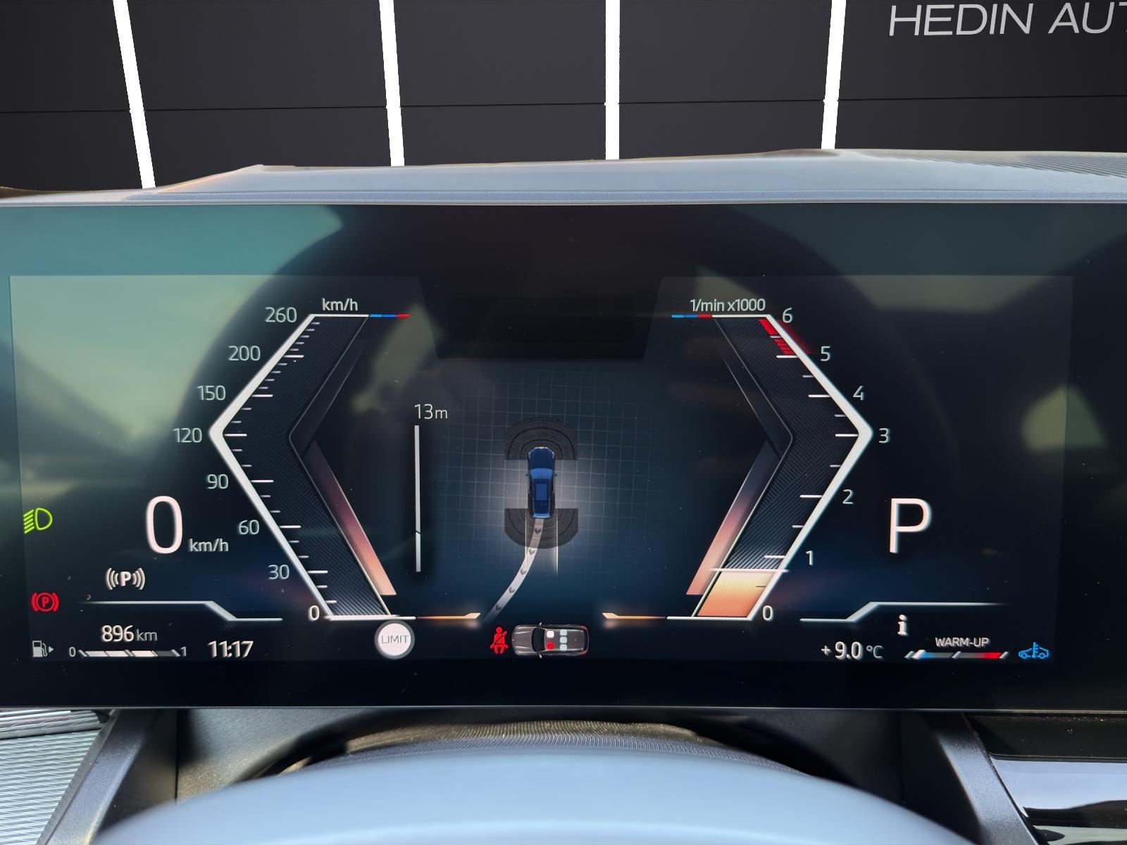 BMW 520d xDrive Touring-image-10