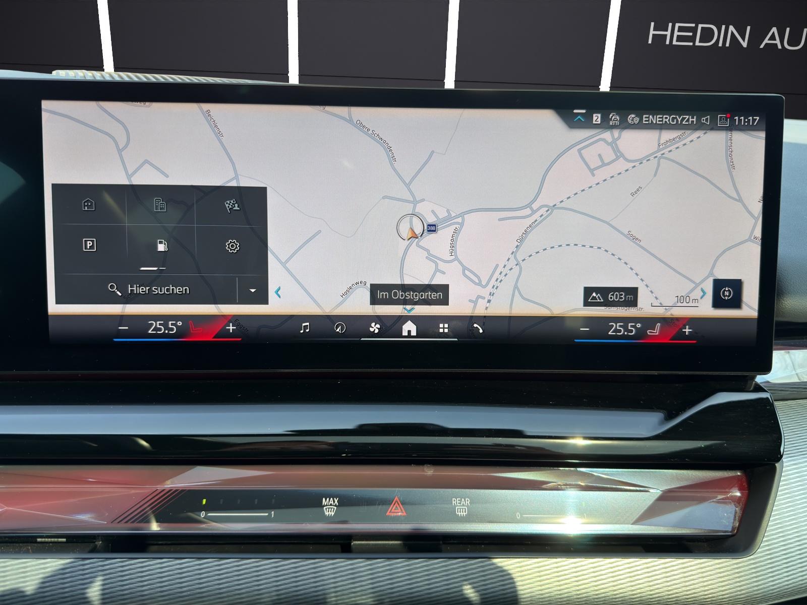 BMW 520d xDrive Touring-image-12