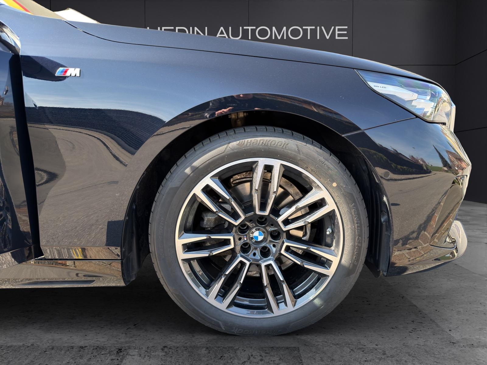 BMW 520d xDrive Touring-image-19