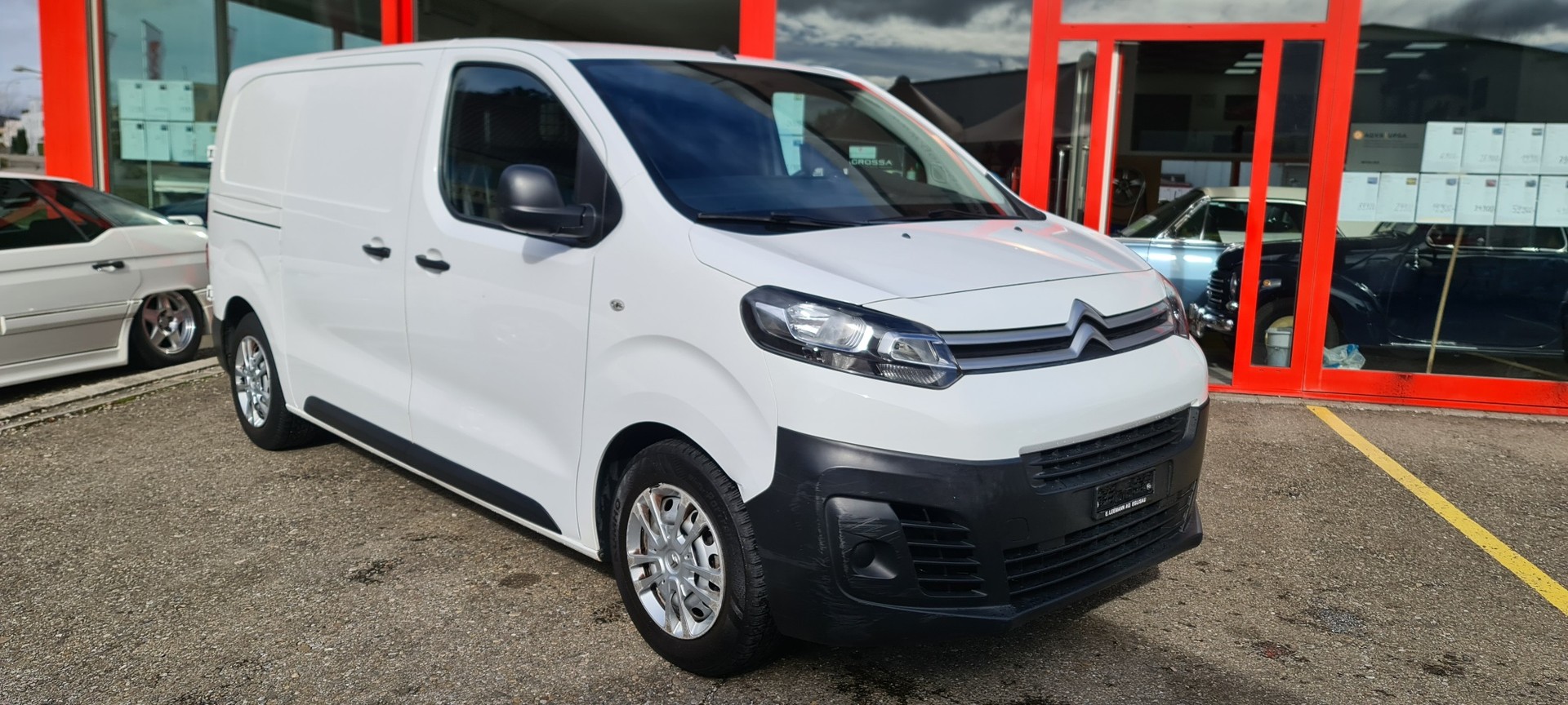 CITROEN Jumpy 1.6 BlueHDi 95 M Attraction-image-3