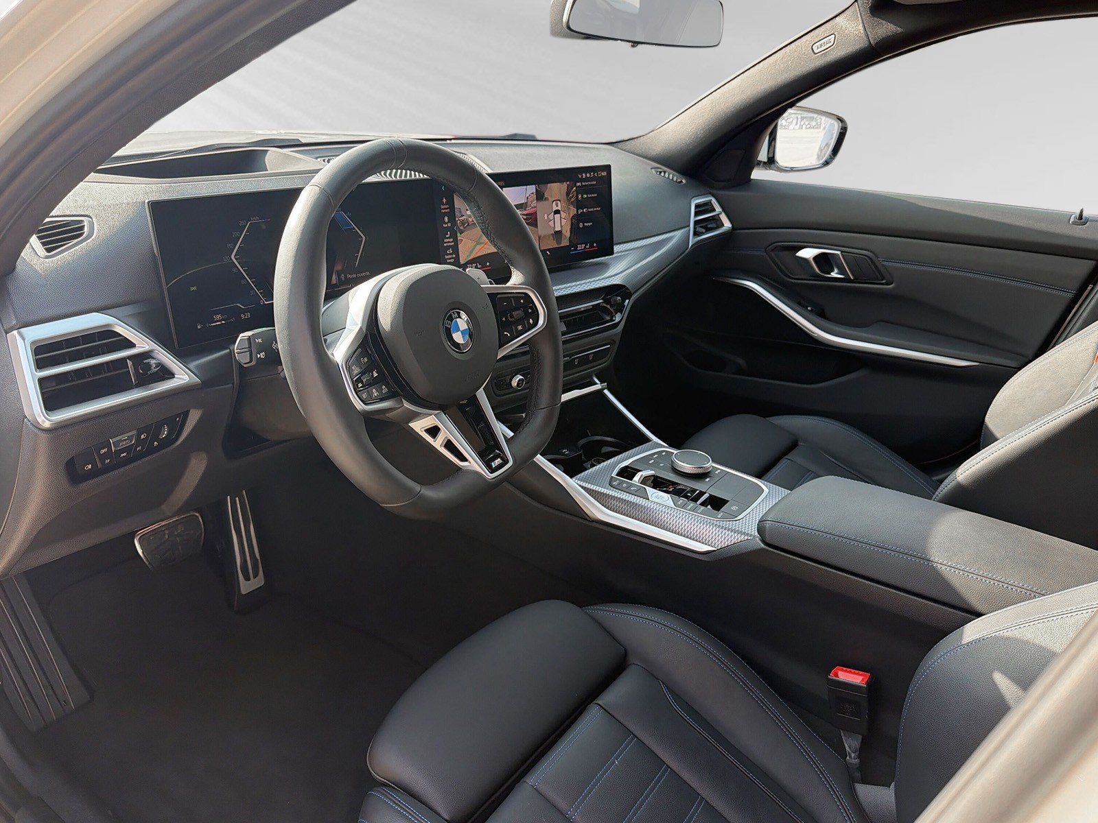 BMW 320d xDrive 48V Touring Steptronic M Sport-image-3