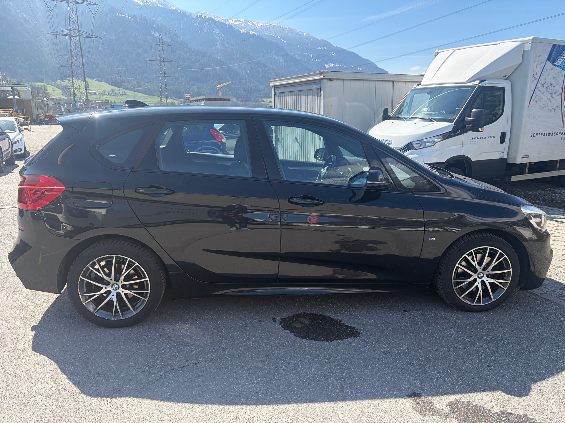 BMW 220d xDrive Active Tourer M Sport Steptronic-image-10
