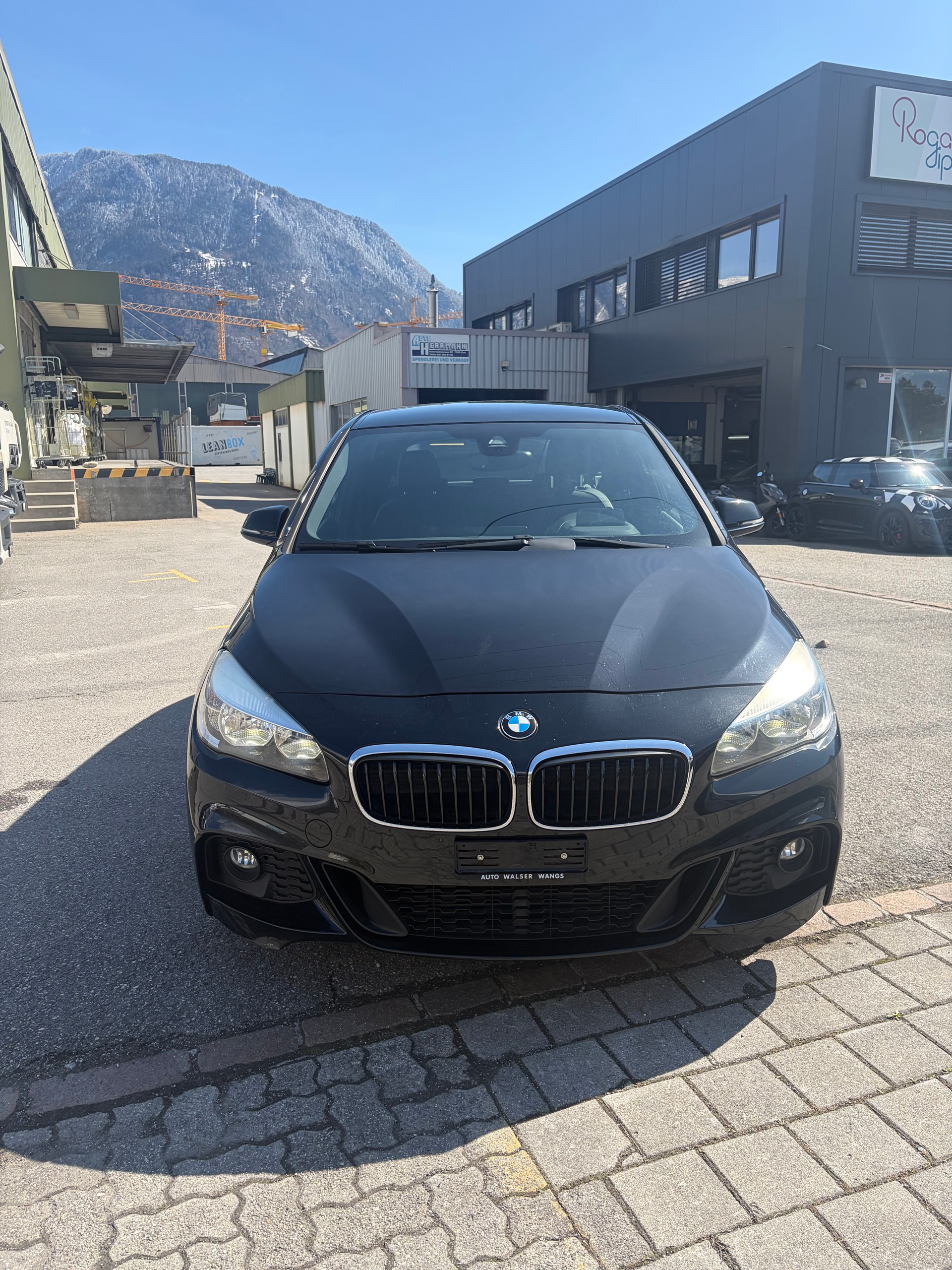 BMW 220d xDrive Active Tourer M Sport Steptronic-image-3