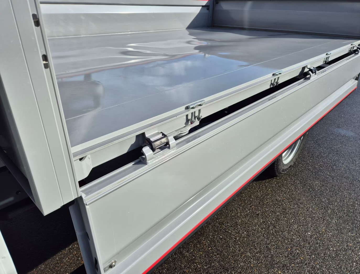 IVECO 35 C 14H D Drei-Seiten-Kipper mit AHK-image-17