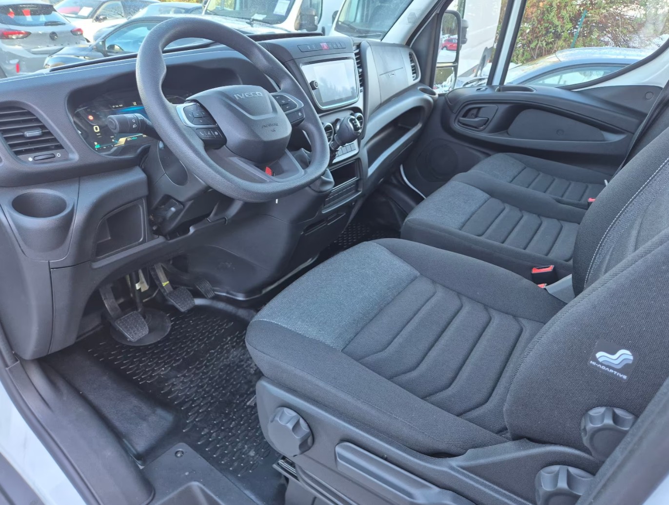 IVECO 35 C 14H D Drei-Seiten-Kipper mit AHK-image-9