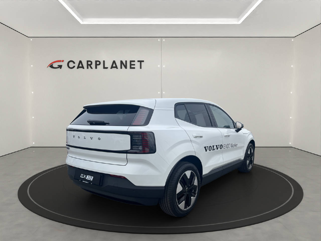 VOLVO EX30 E60 Core WORKER-image-2
