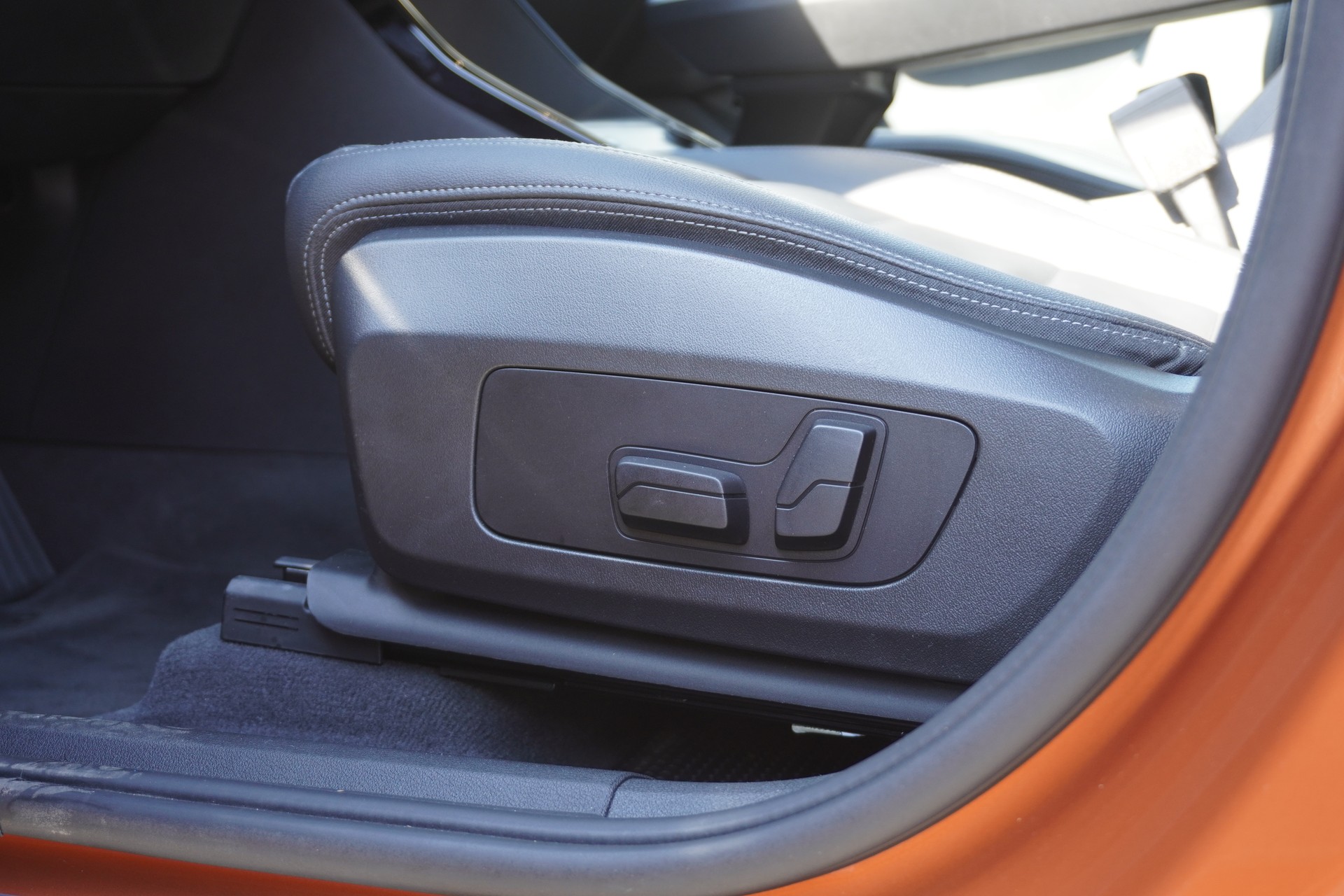 BMW X1 xDrive 23d 48V xLine-image-46