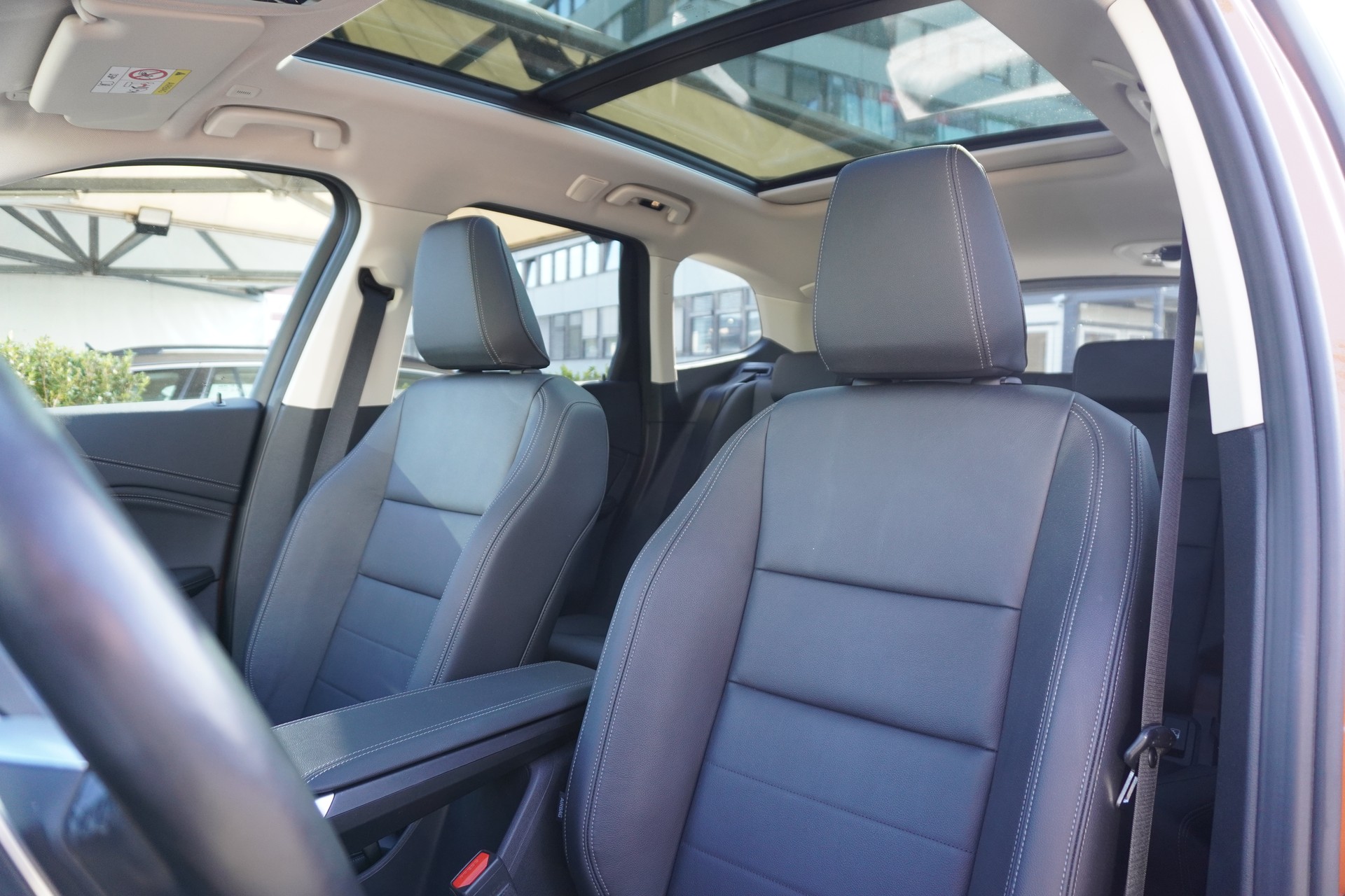 BMW X1 xDrive 23d 48V xLine-image-12