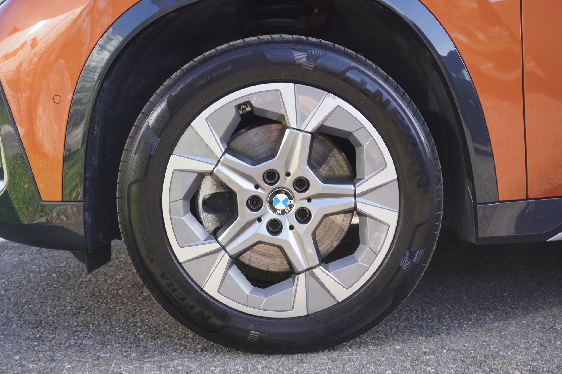 BMW X1 xDrive 23d 48V xLine-image-8