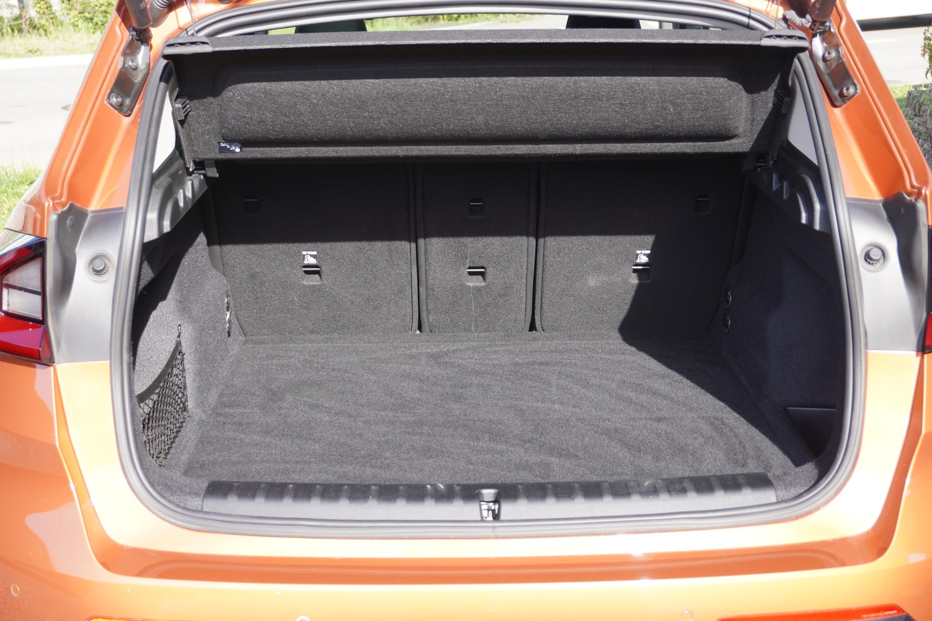 BMW X1 xDrive 23d 48V xLine-image-9