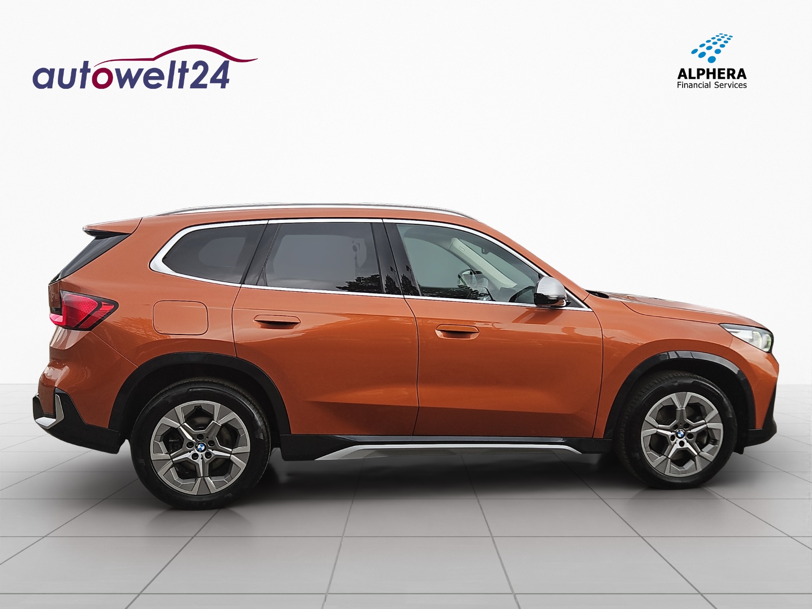 BMW X1 xDrive 23d 48V xLine-image-3