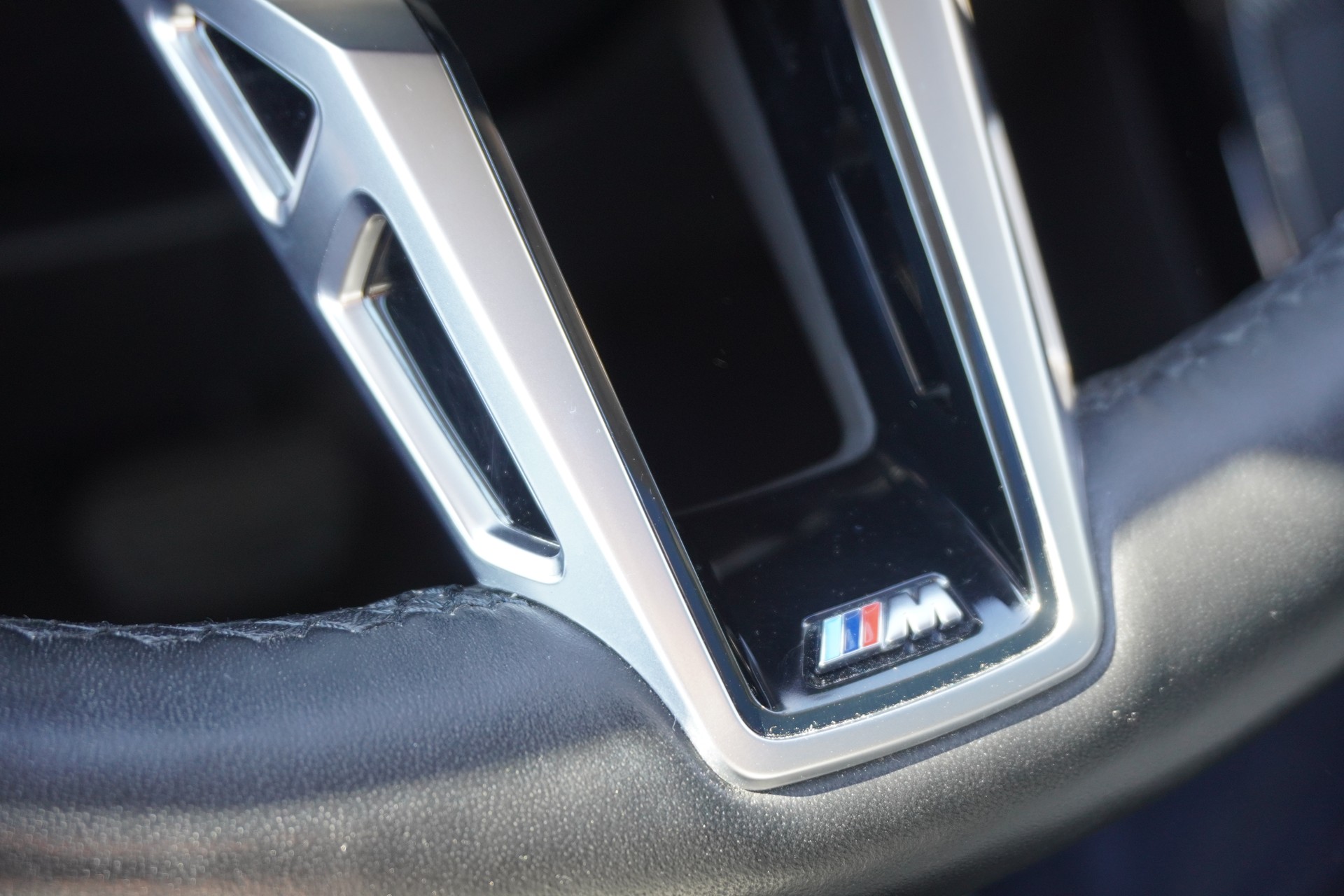 BMW X1 xDrive 23d 48V xLine-image-42