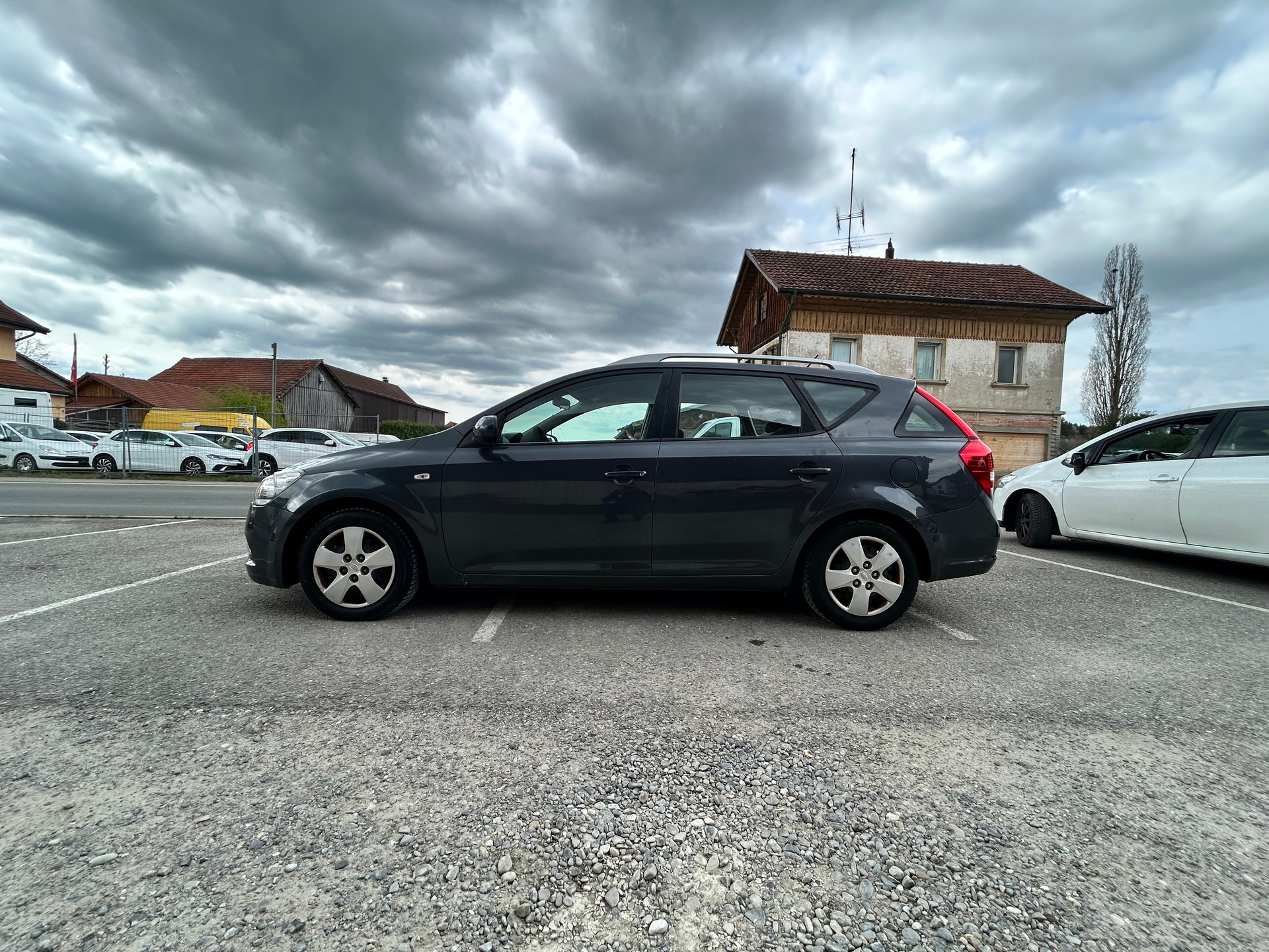 KIA Cee'd Sporty Wagon 1.6 CRDi _seven-image-6