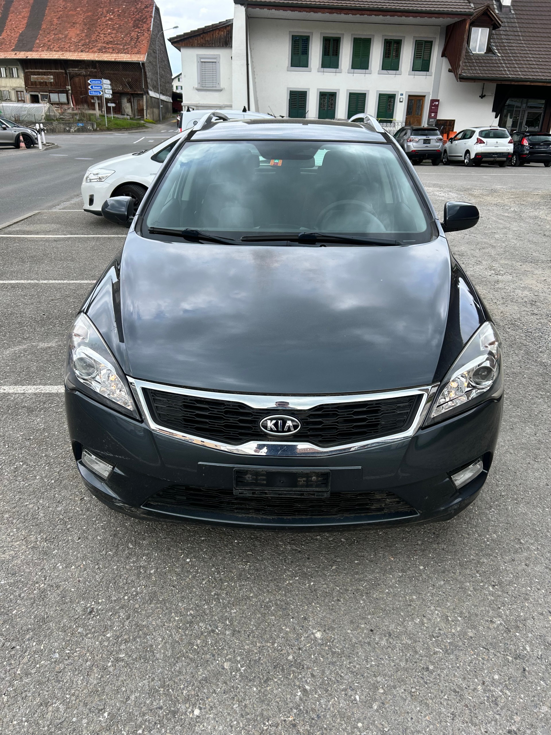 KIA Cee'd Sporty Wagon 1.6 CRDi _seven-image-1