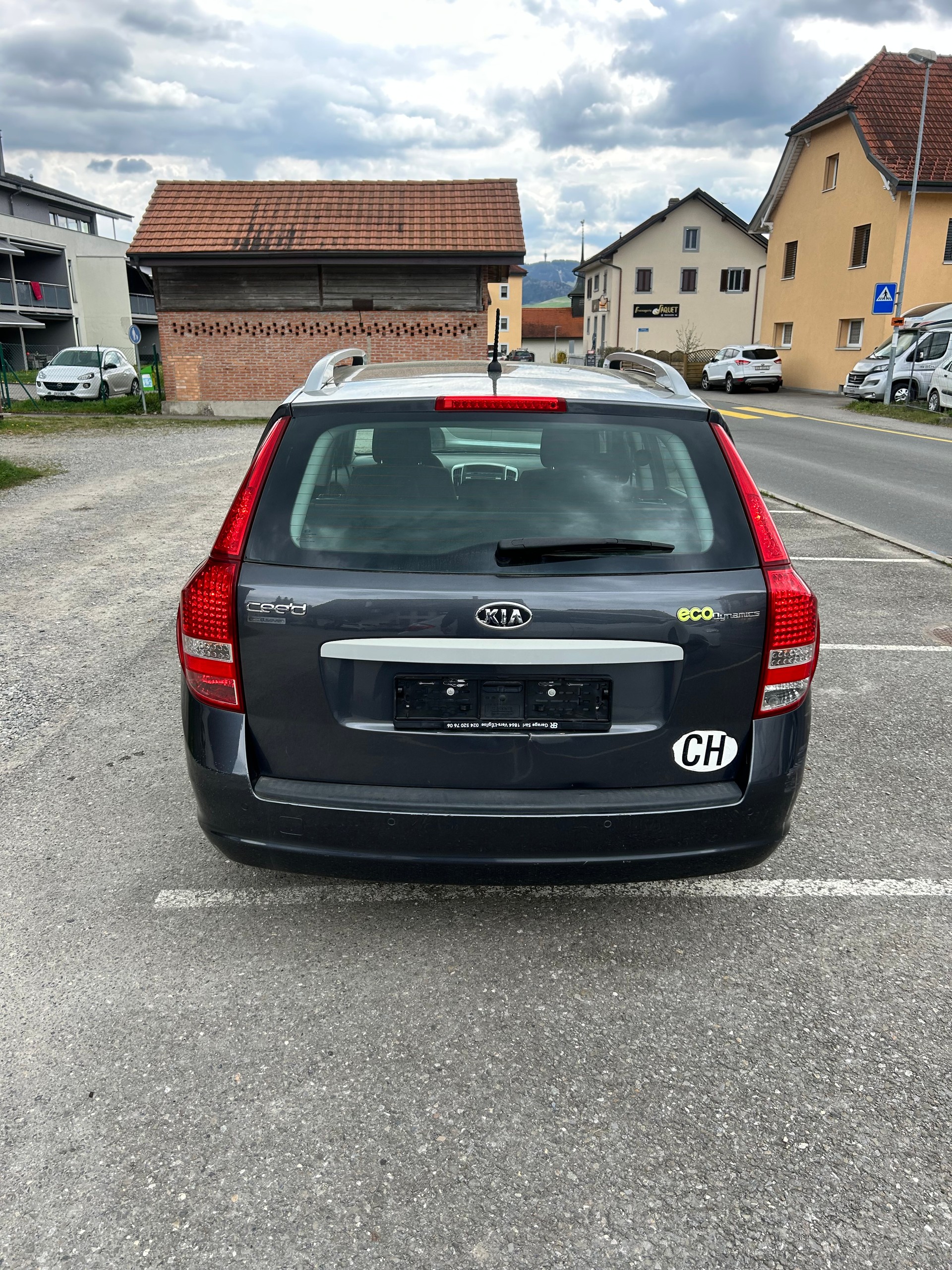 KIA Cee'd Sporty Wagon 1.6 CRDi _seven-image-7