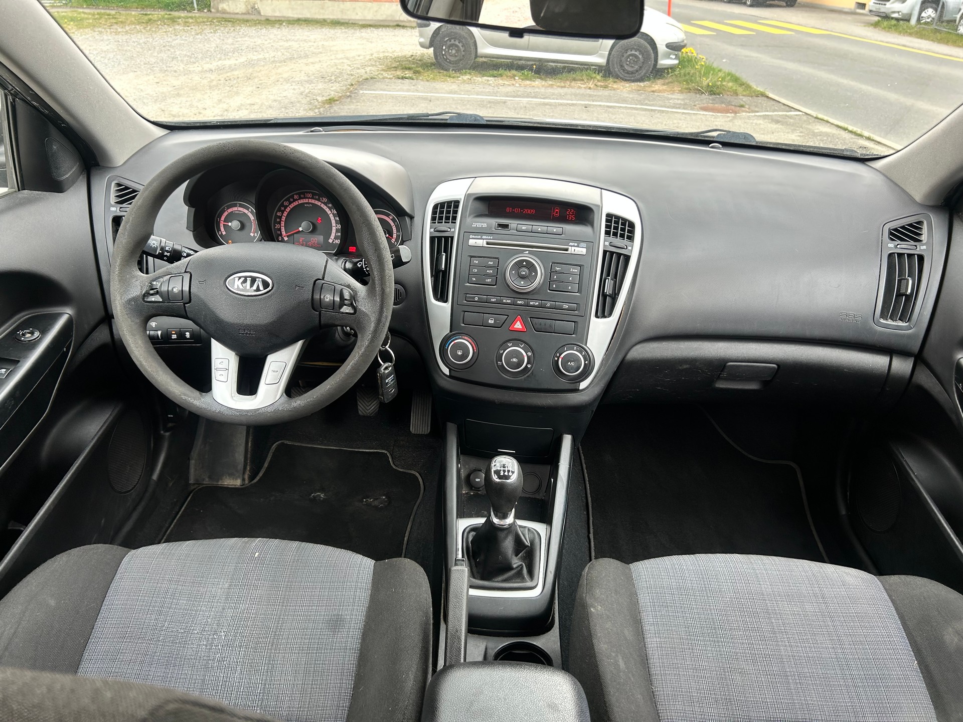 KIA Cee'd Sporty Wagon 1.6 CRDi _seven-image-9