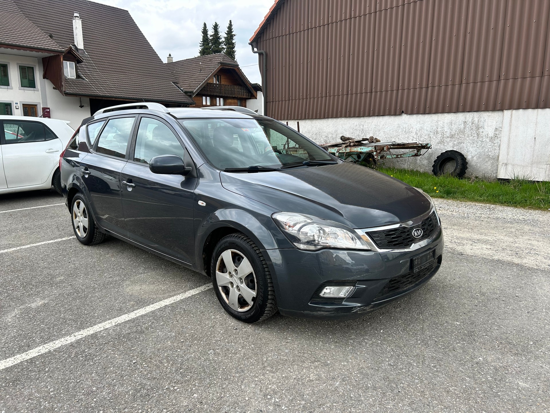 KIA Cee'd Sporty Wagon 1.6 CRDi _seven-image-2