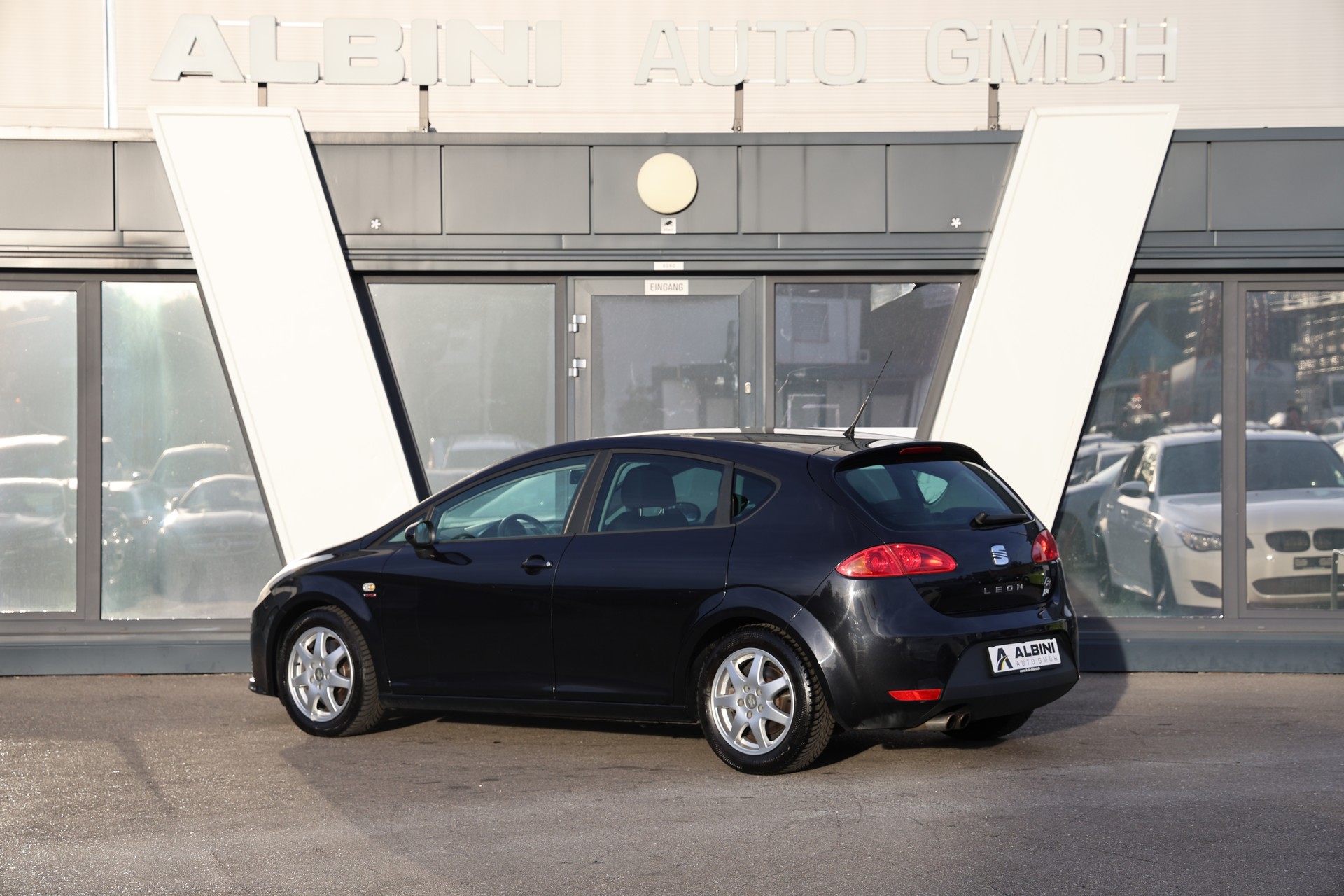 SEAT Leon 2.0 TSI FR !!Frisch ab MFK!!-image-3