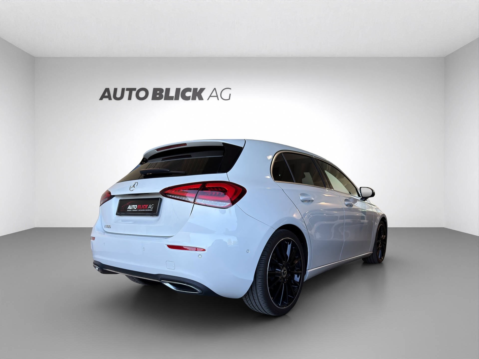 MERCEDES-BENZ A 180 Progressive 7G-DCT-image-5