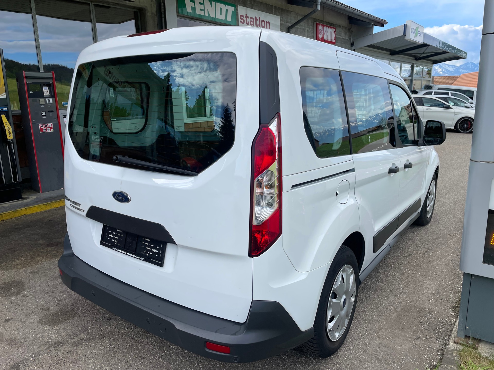 FORD Transit Connect Van T200 1.5 TDCi Trend-image-2