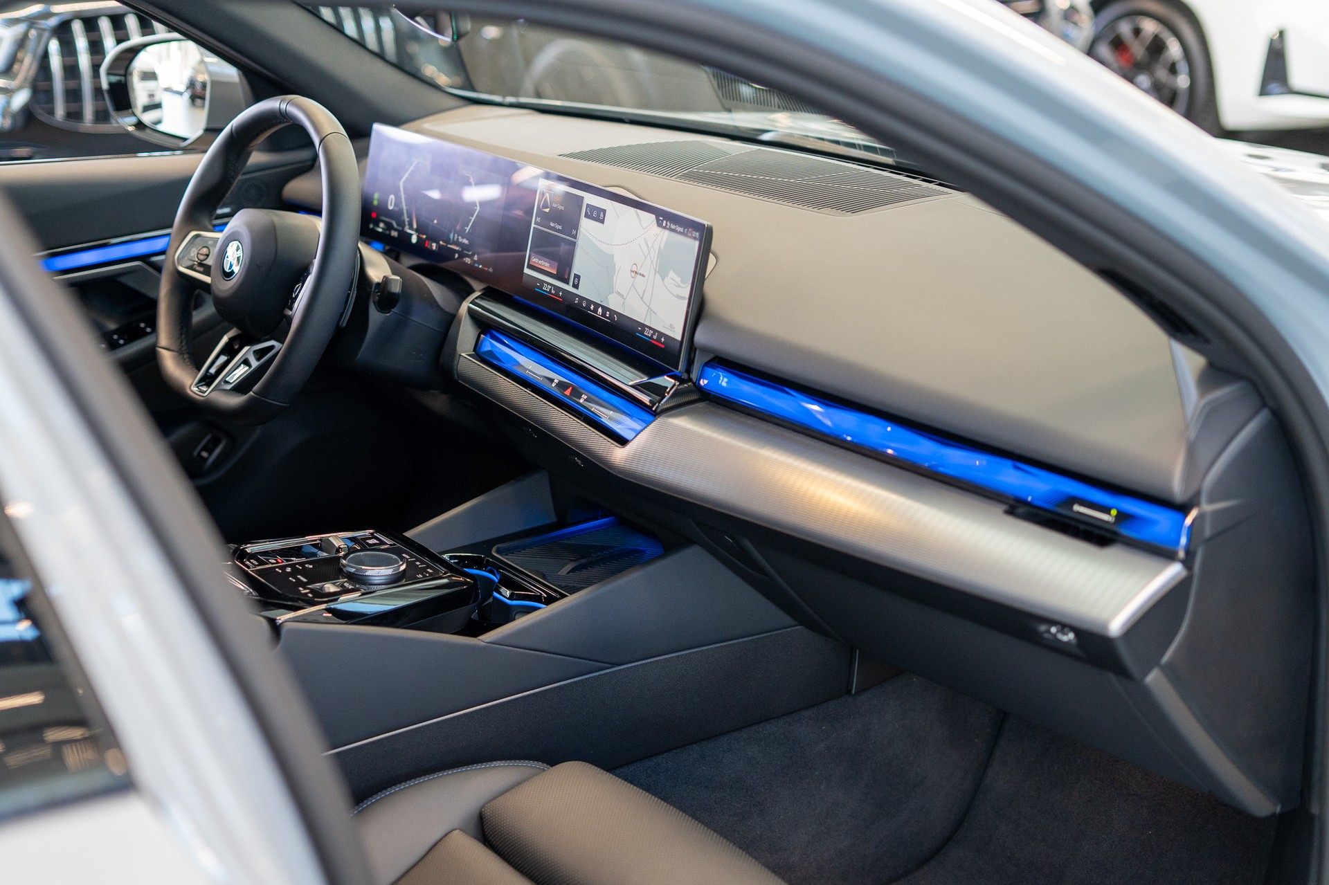 BMW 520i M Sport / Rückfahrkamera / Harman/Kardon / el.Sitze-image-15