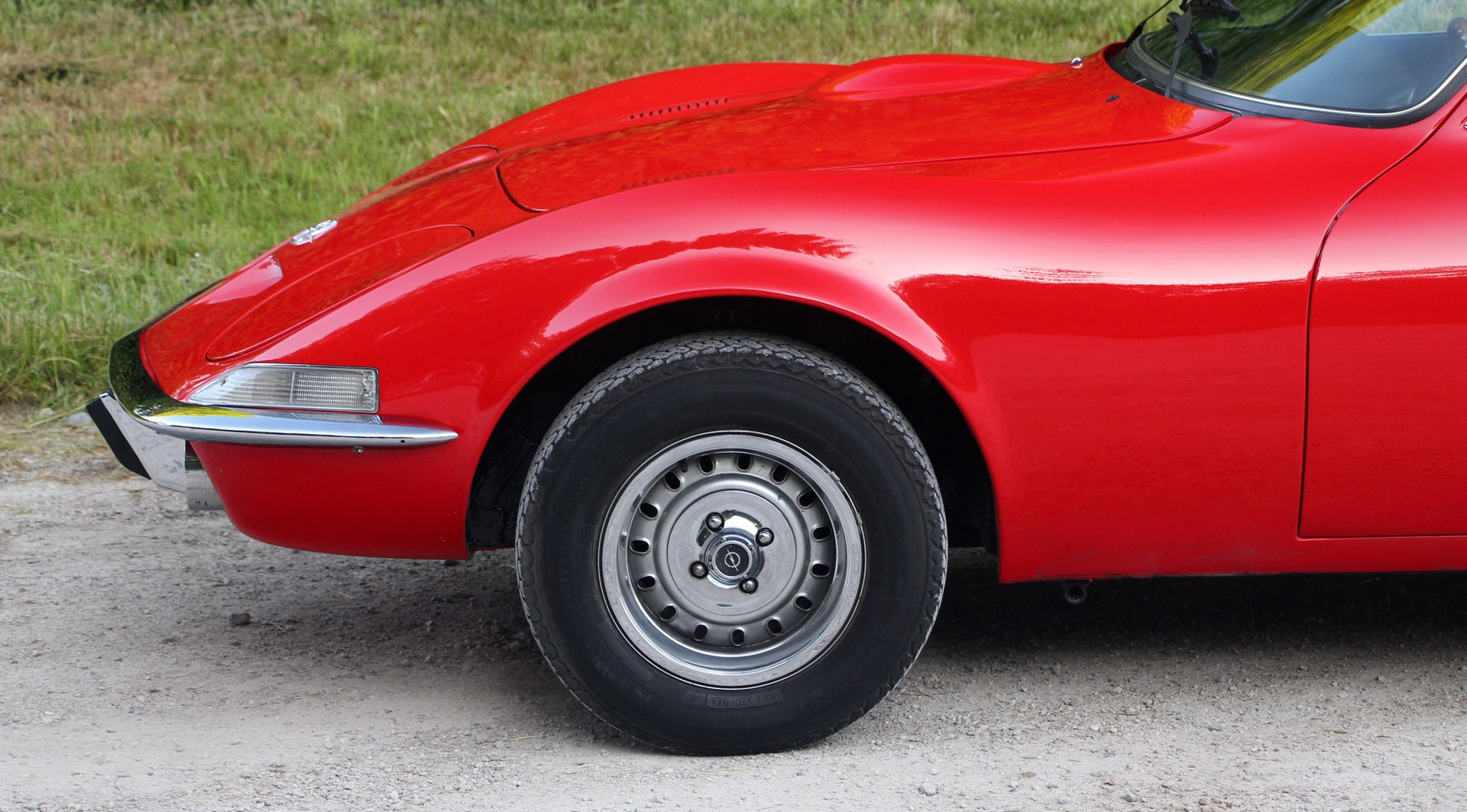 OPEL GT 1900-image-11