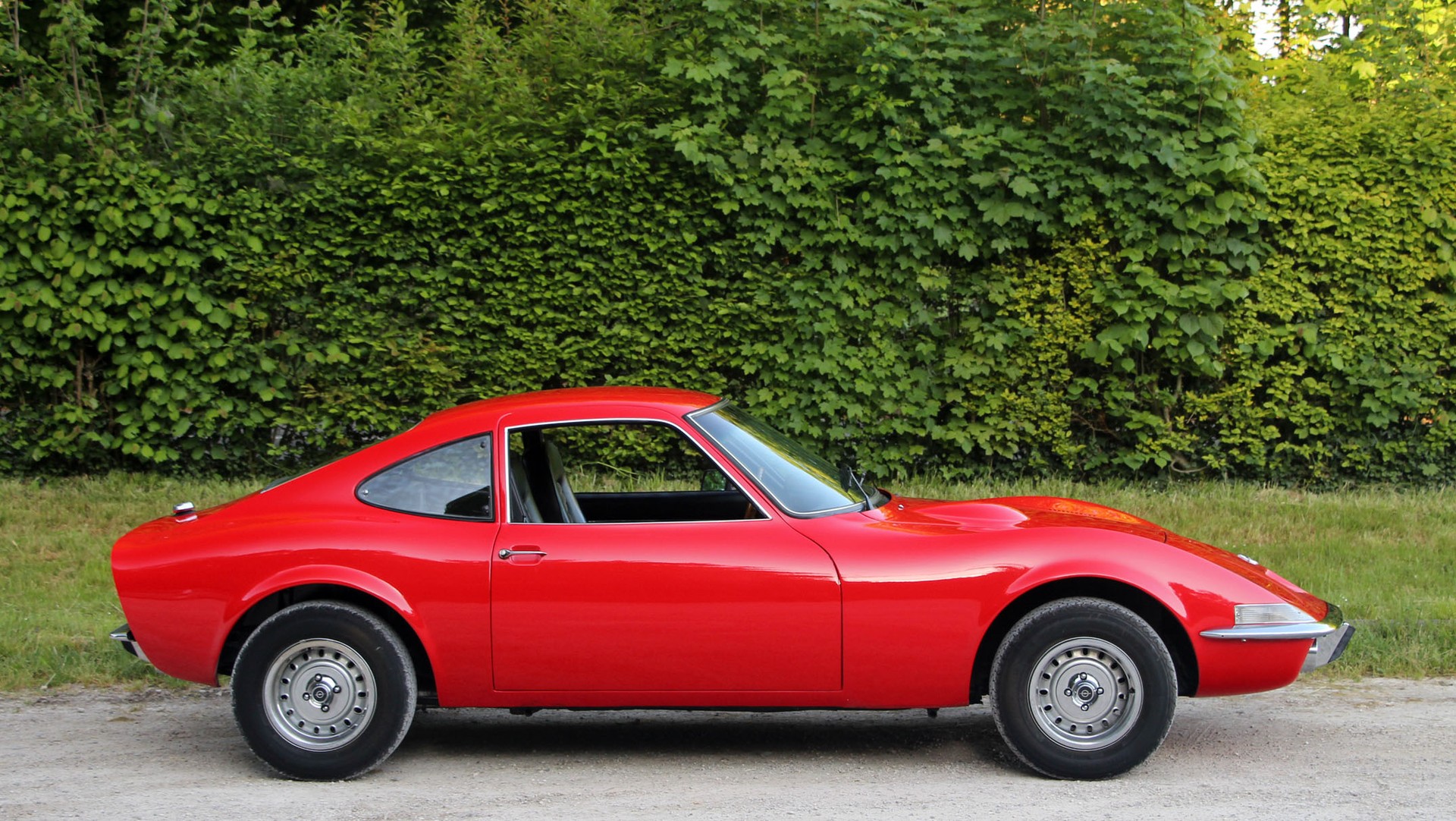 OPEL GT 1900-image-16