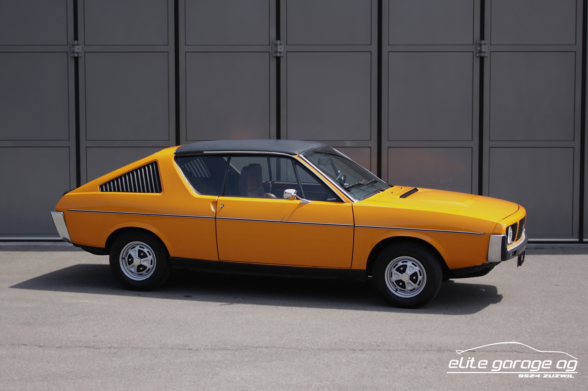 RENAULT R17-image-0
