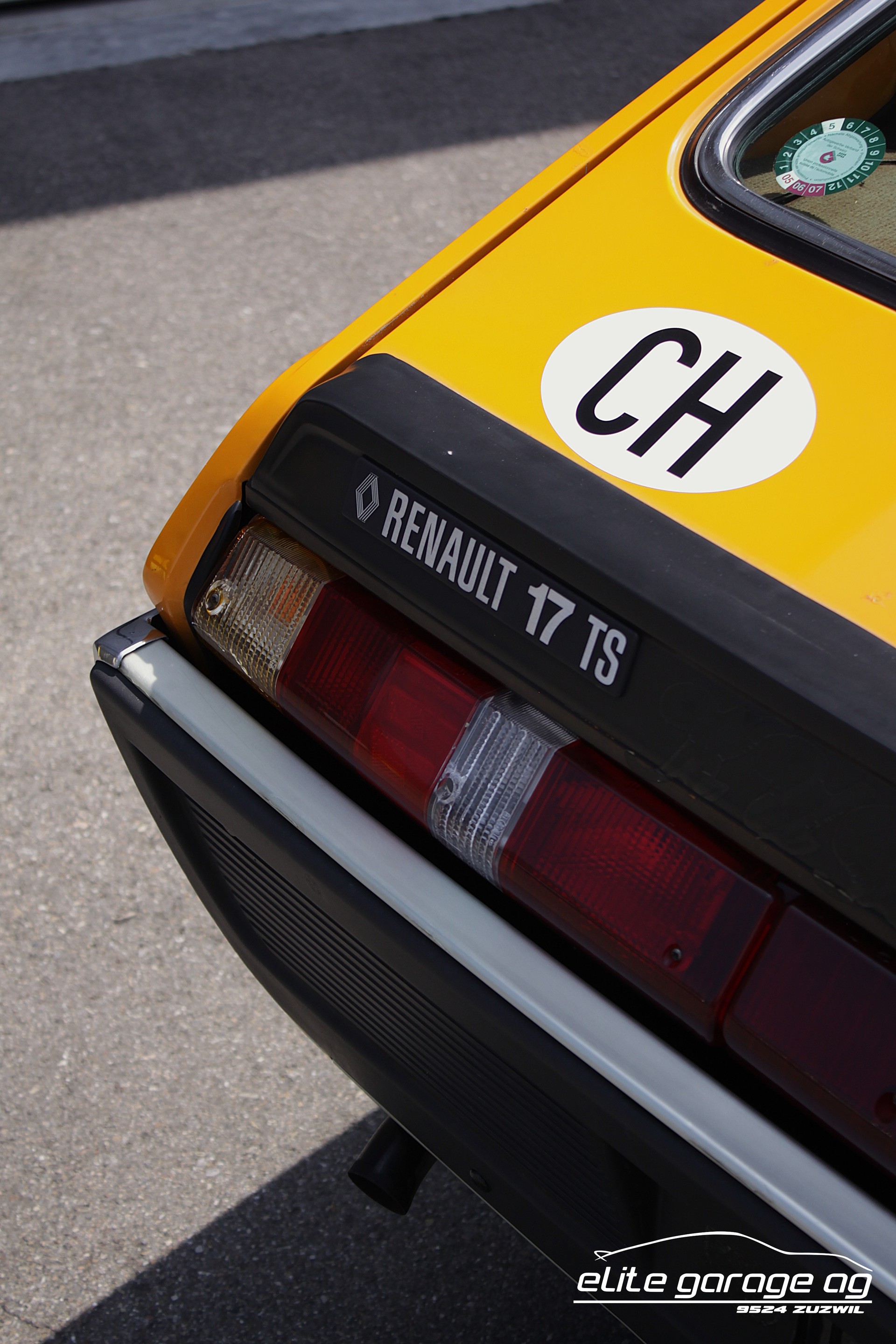 RENAULT R17-image-6