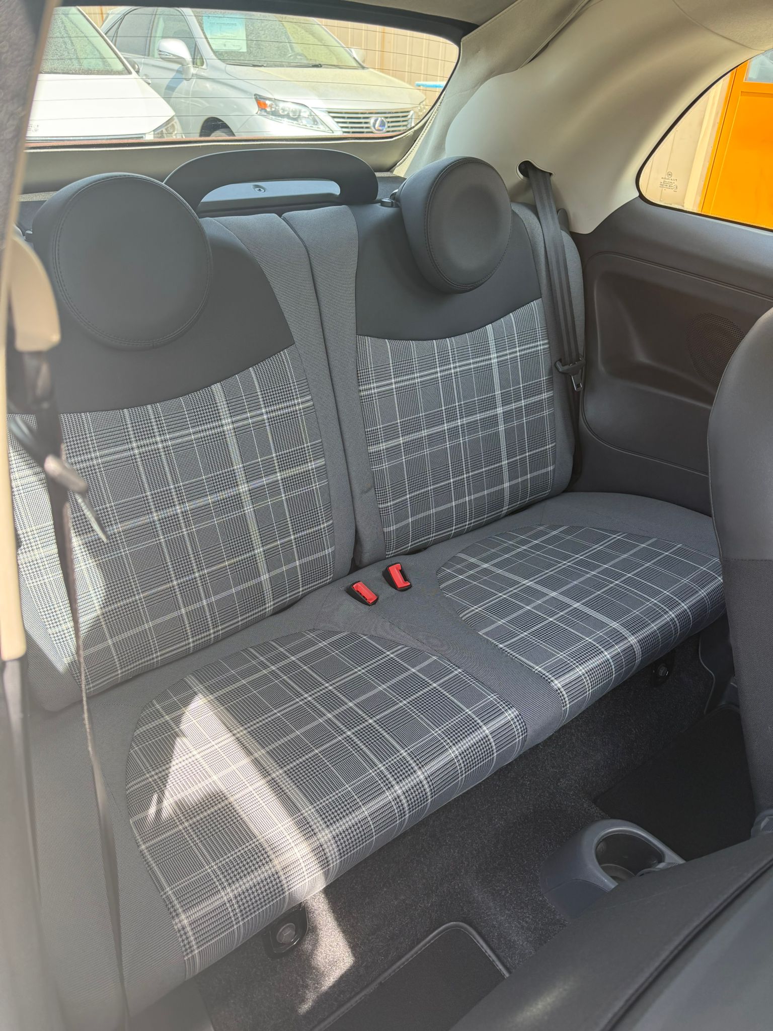 FIAT 500 1.2 Lounge-image-10