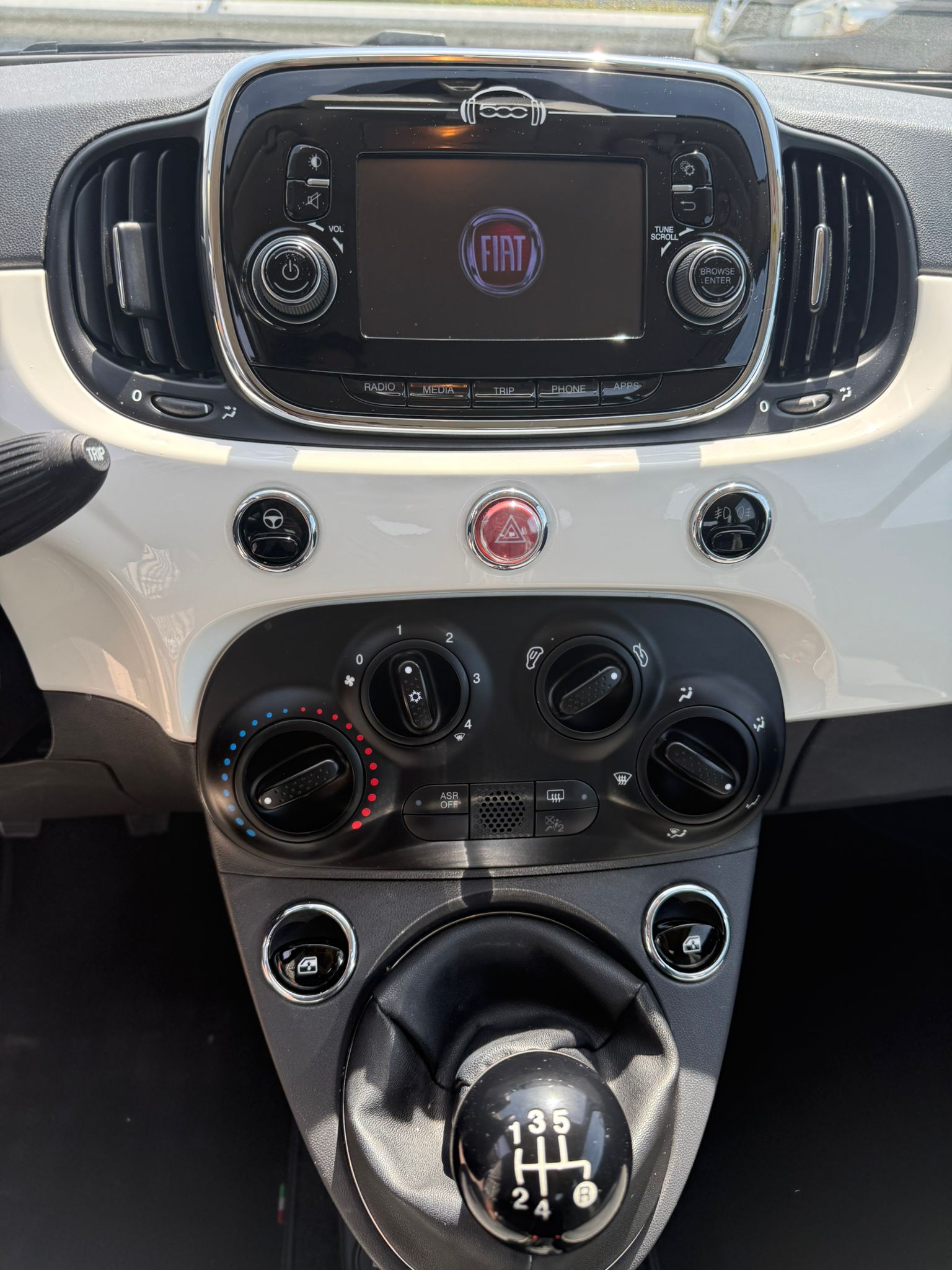 FIAT 500 1.2 Lounge-image-13