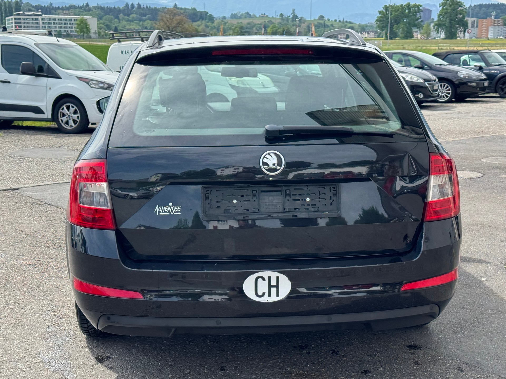 SKODA Octavia Combi 1.6 TDI Elegance 4x4-image-4