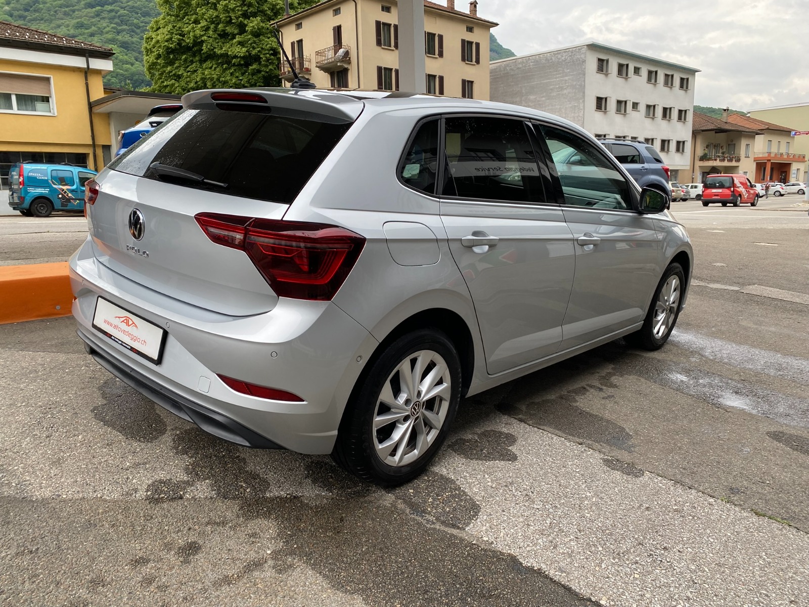 VW Polo 1.0 TSI Style-image-4