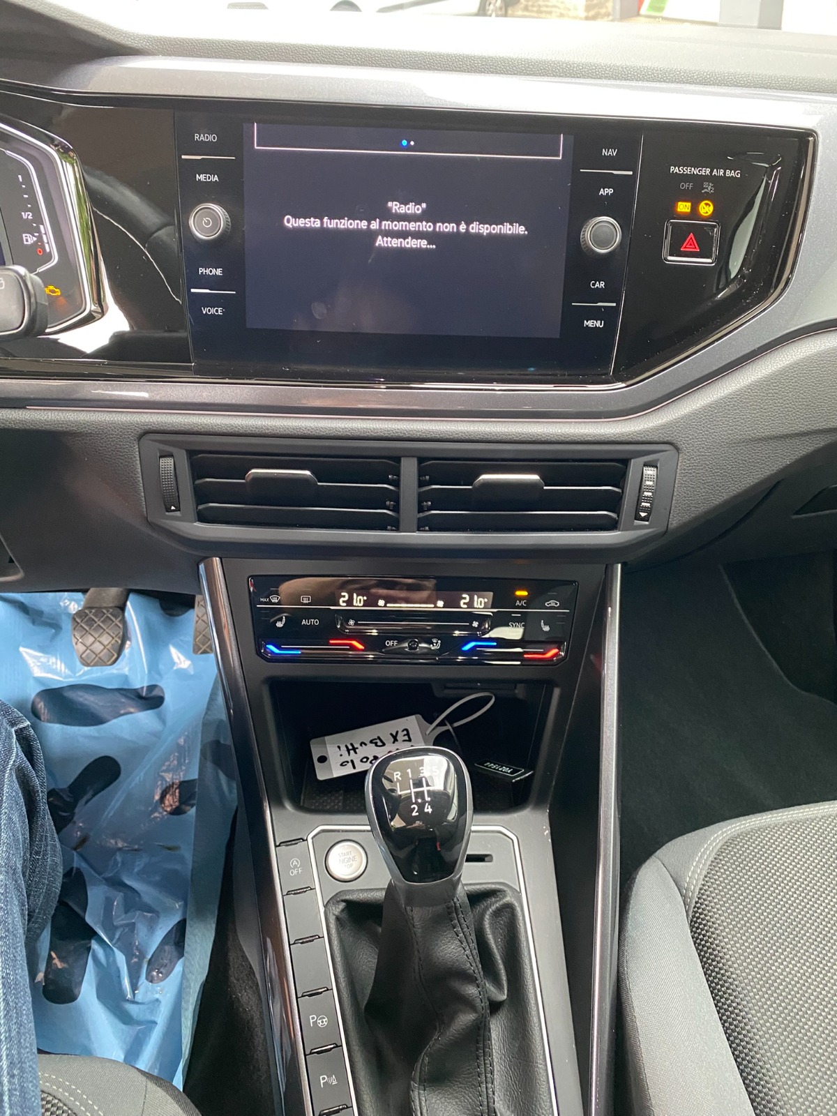 VW Polo 1.0 TSI Style-image-10