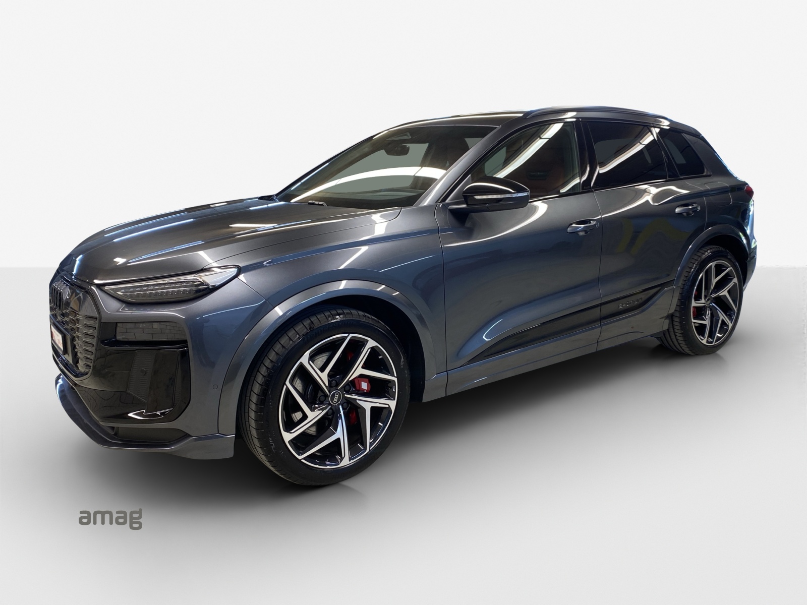 AUDI SQ6 e-tron quattro-image-0