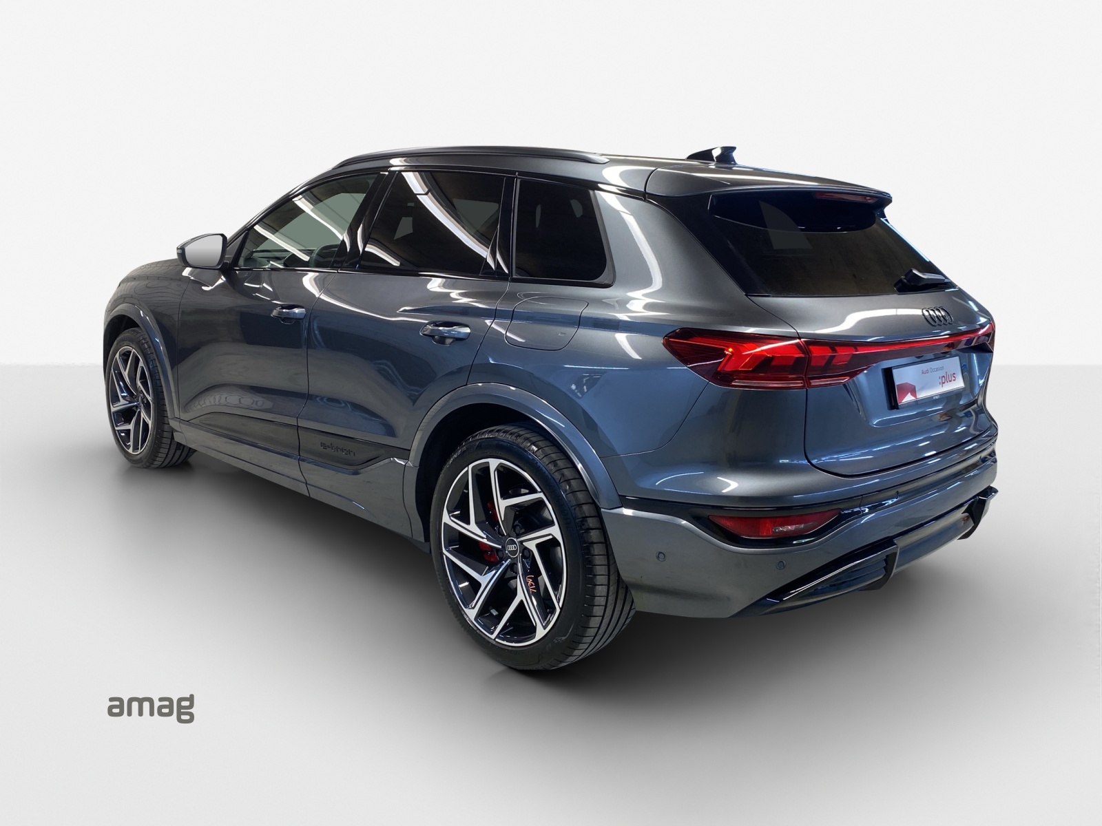 AUDI SQ6 e-tron quattro-image-2
