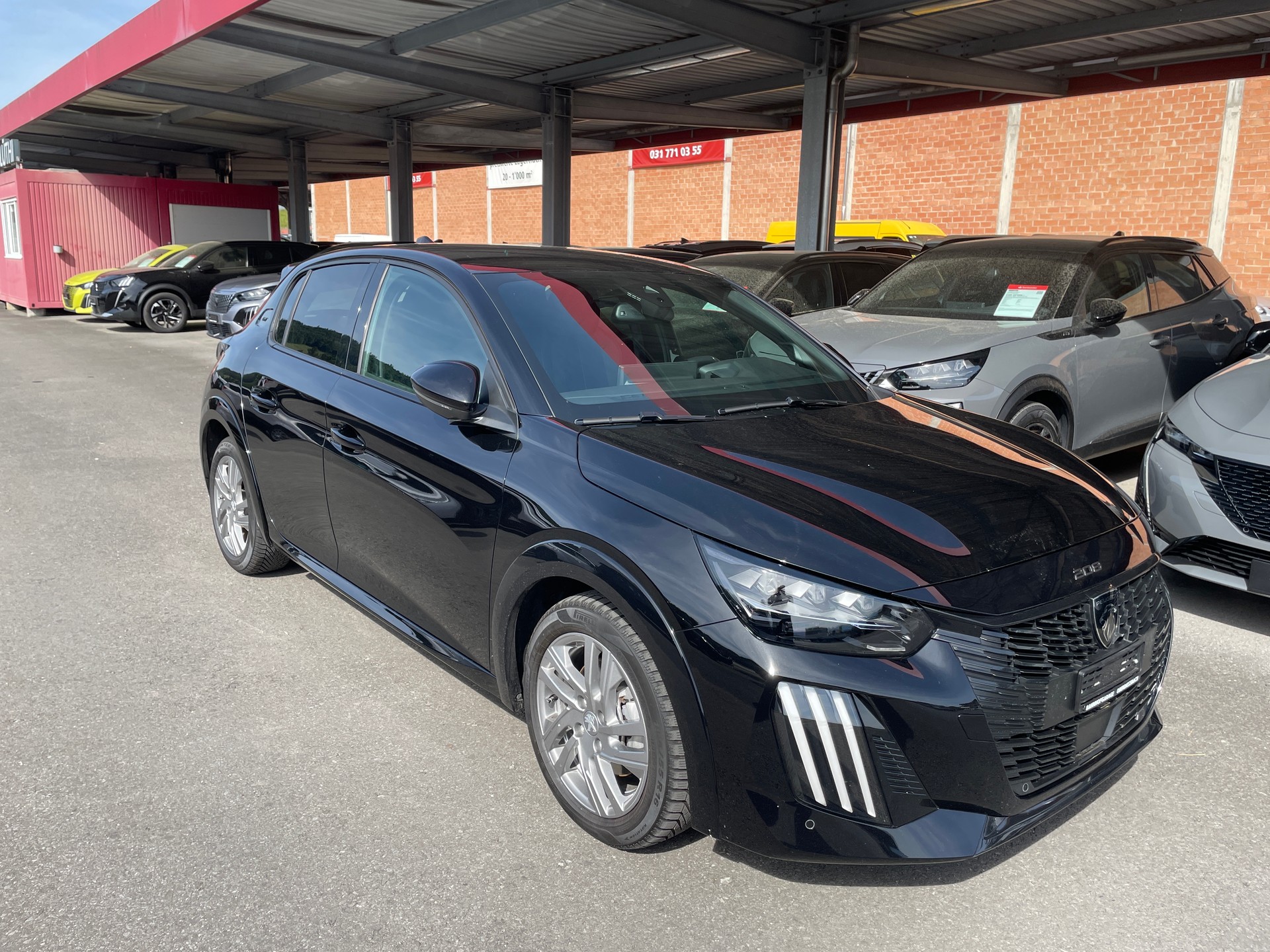 PEUGEOT 208 1.2 MHEV 145 GT-image-0