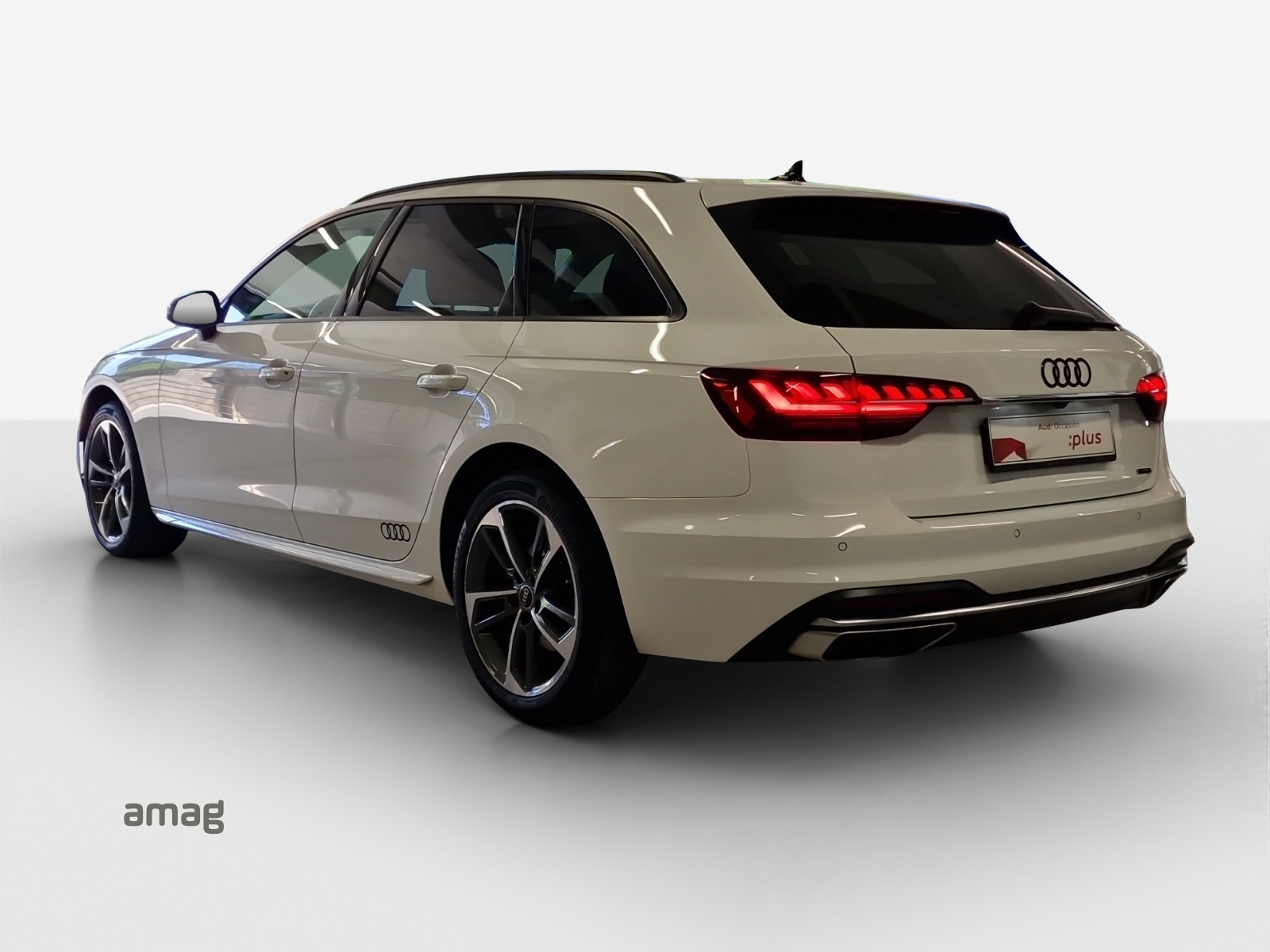 AUDI A4 Avant 35 TDI advanced Attraction S-tronic-image-2