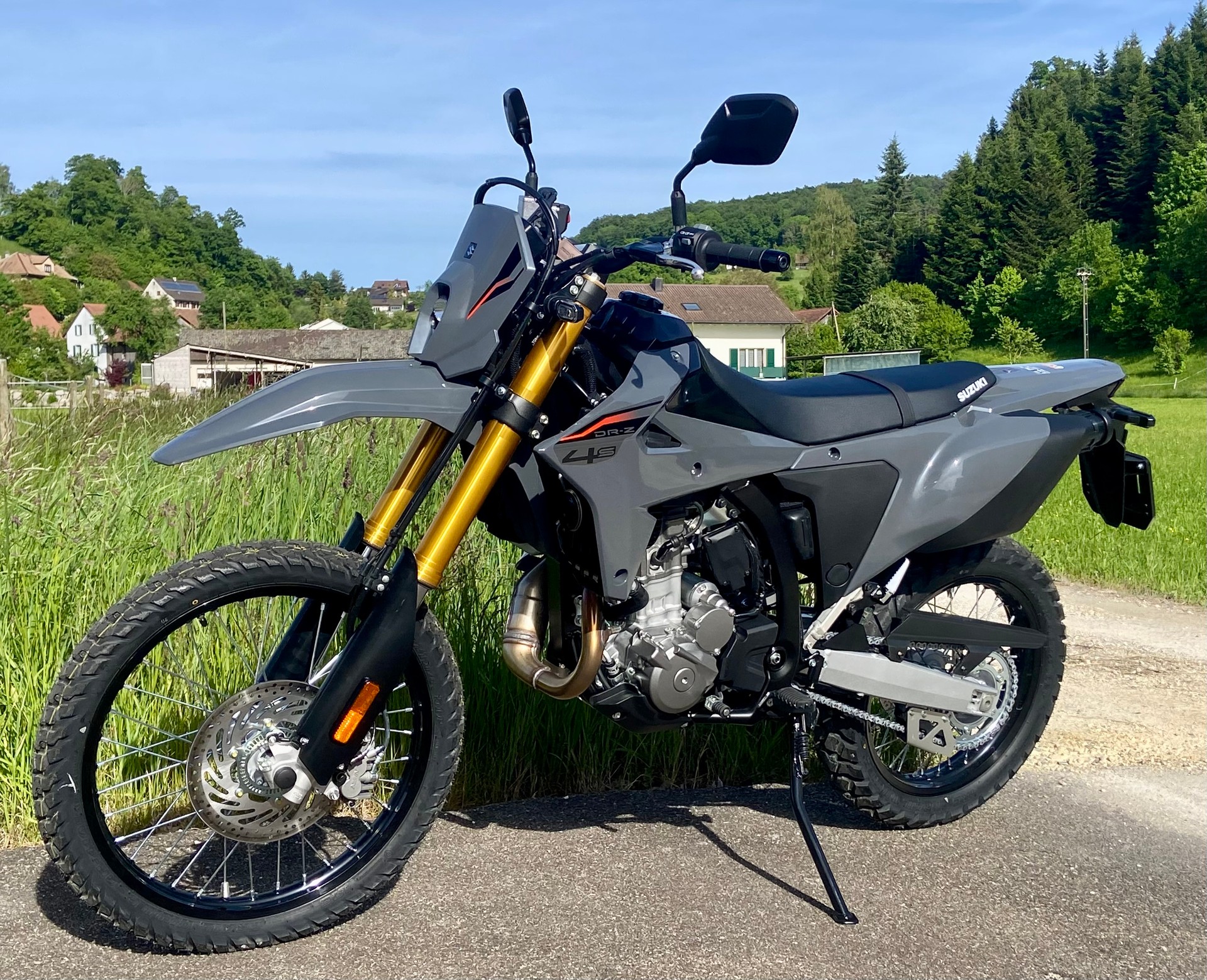 SUZUKI DR-Z 400-image-4