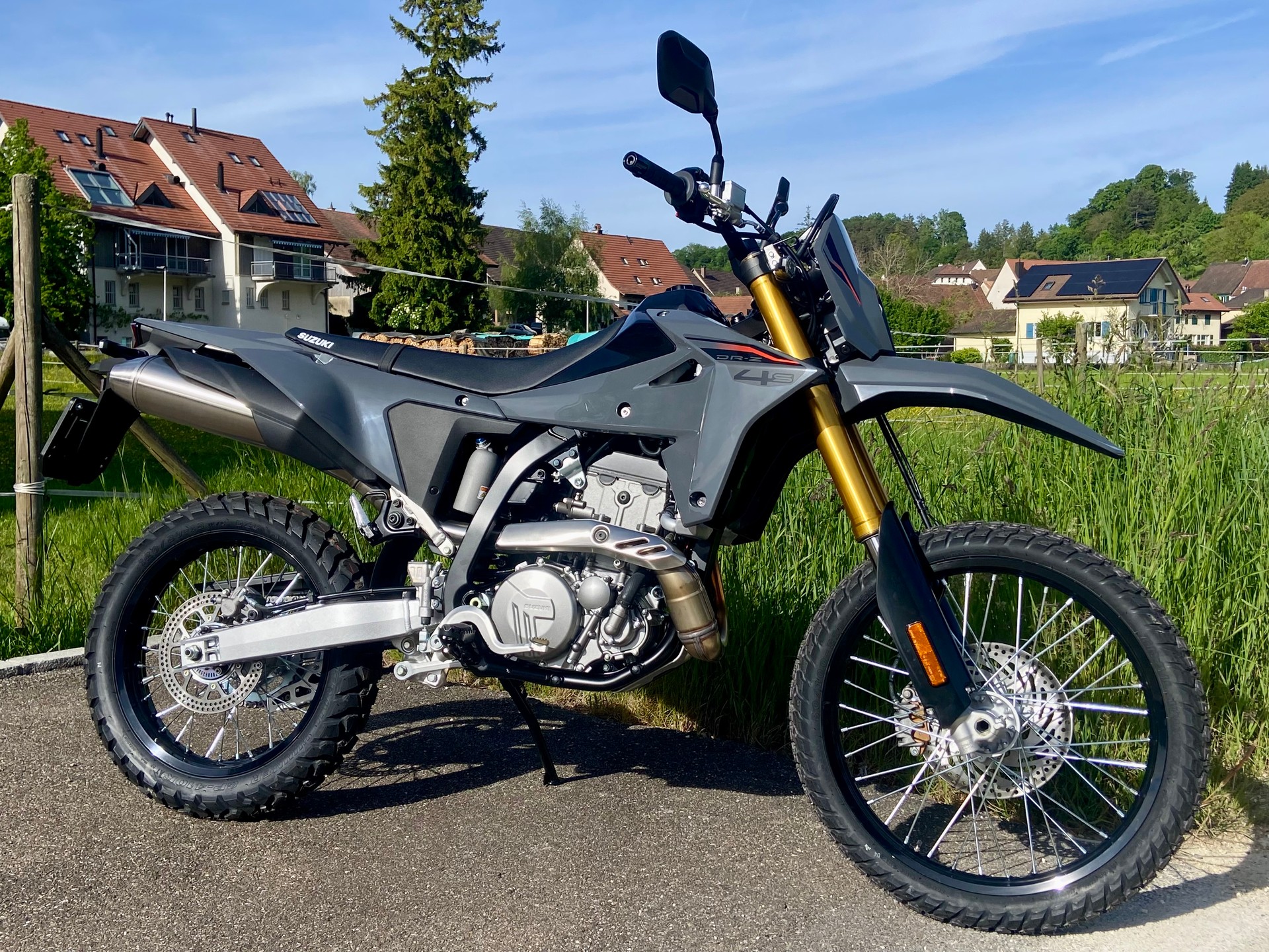 SUZUKI DR-Z 400-showroom-element-2