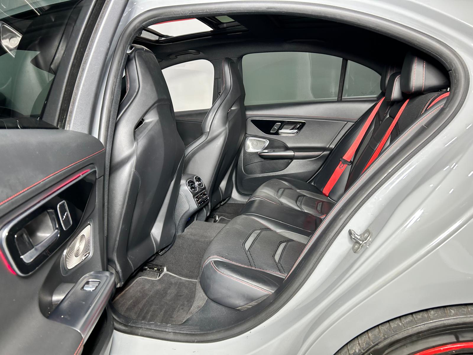 MERCEDES-BENZ C 63 AMG S E Performance AMG F1 Edition-image-13