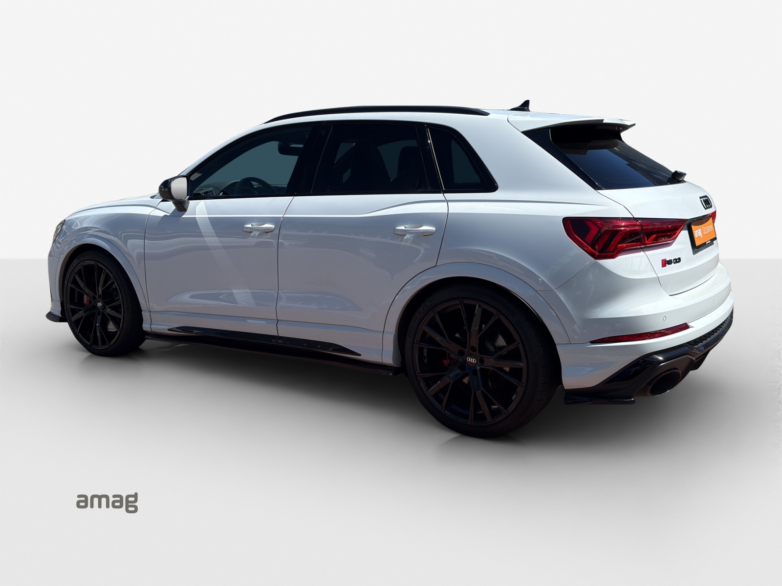 AUDI RS Q3 2.5 TFSI quattro S tronic-showroom-element-2