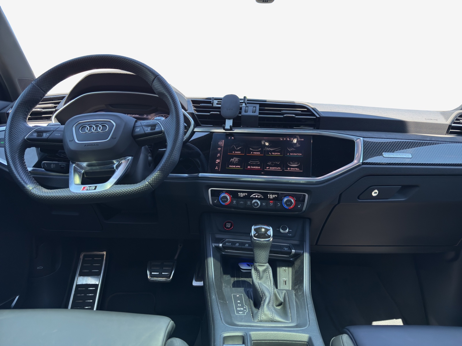 AUDI RS Q3 2.5 TFSI quattro S tronic-image-8