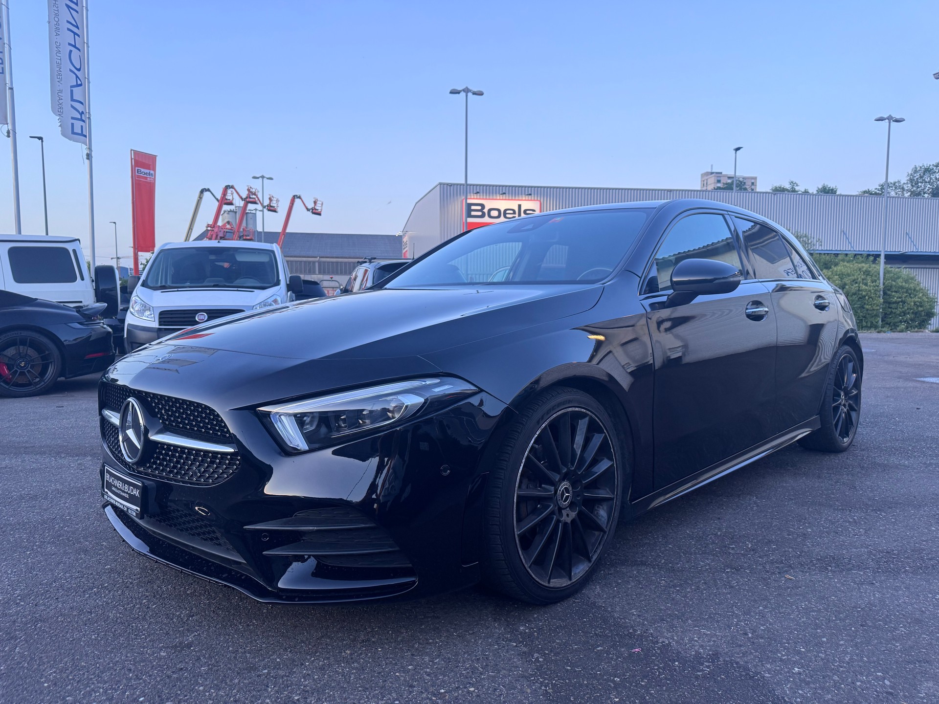 MERCEDES-BENZ A 200 AMG Line 7G-DCT-image-1