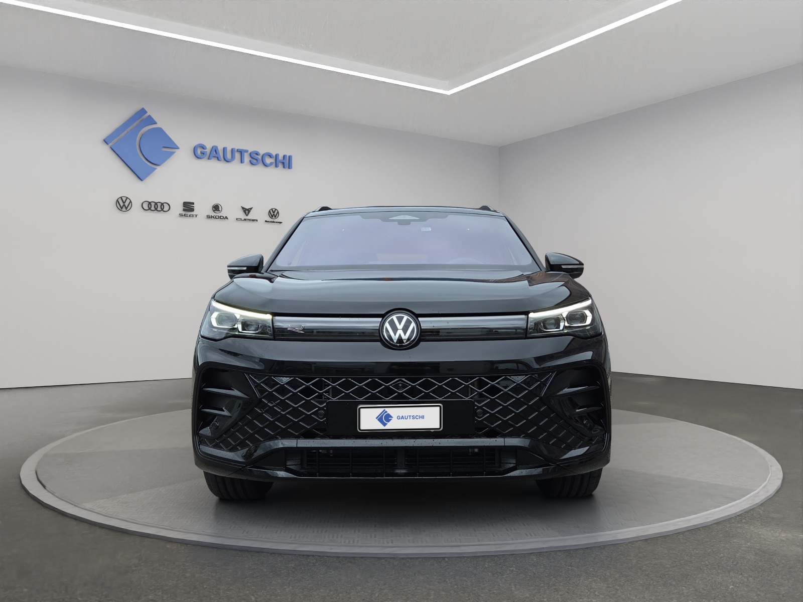 VW Tiguan 2.0 TSI DSG R-Line Plus 4Motion-image-4