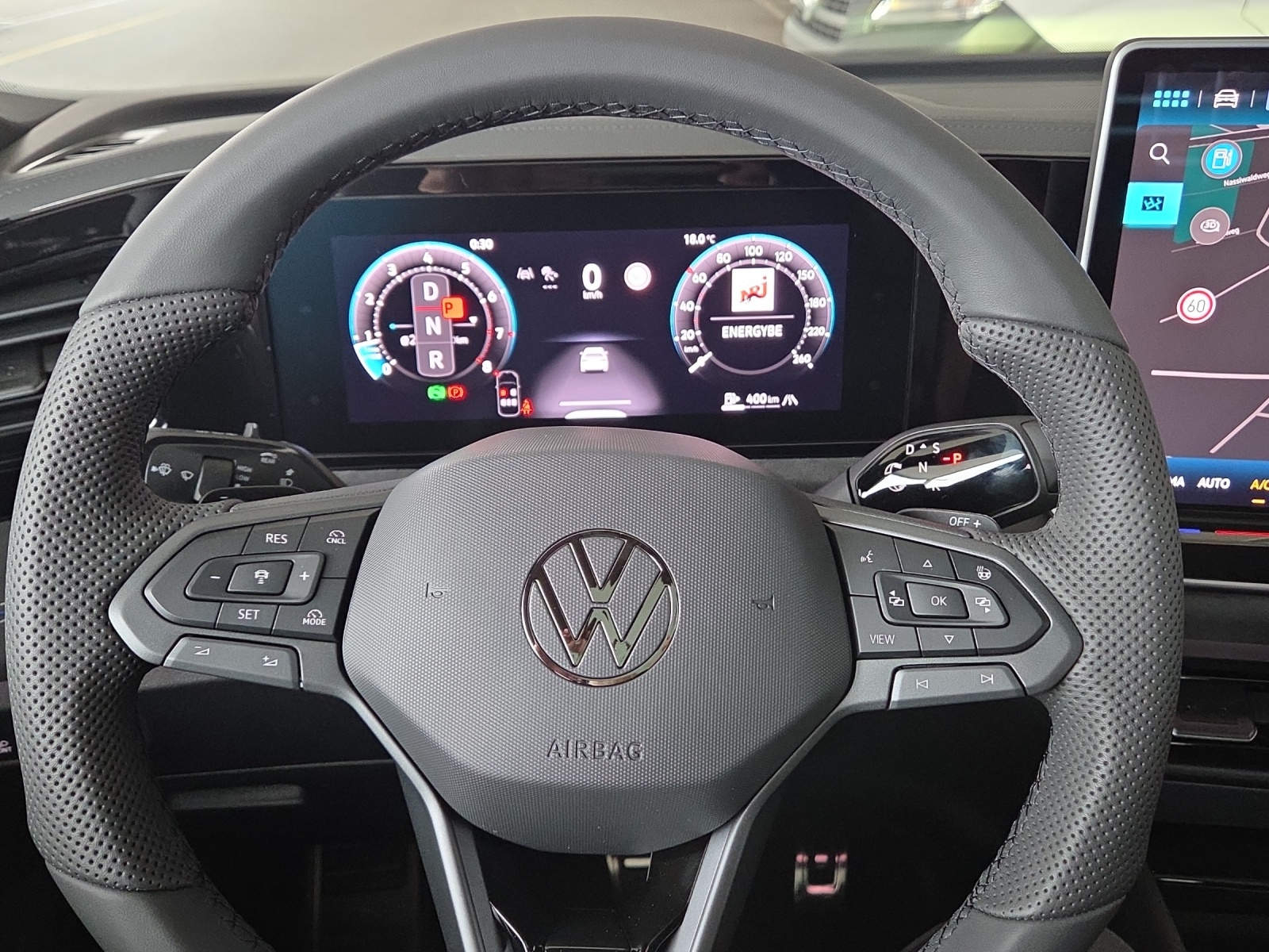 VW Tiguan 2.0 TSI DSG R-Line Plus 4Motion-image-10