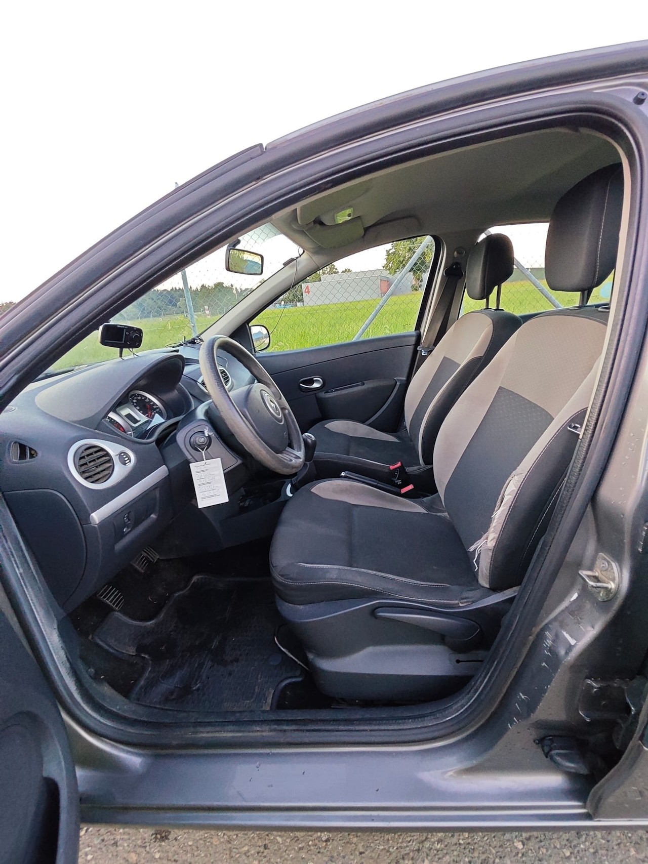 RENAULT Clio 1.2 16V Expression-image-10