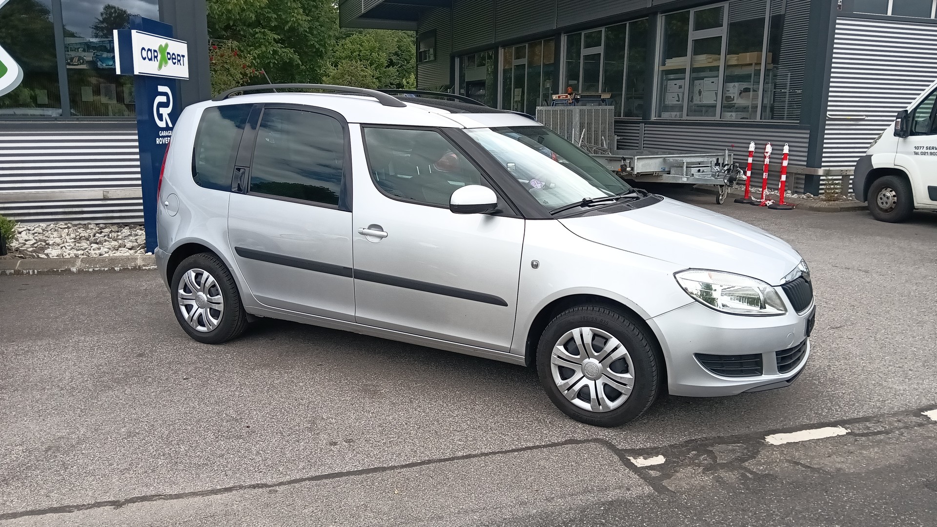 SKODA Roomster 1.2 TSI Family-image-2