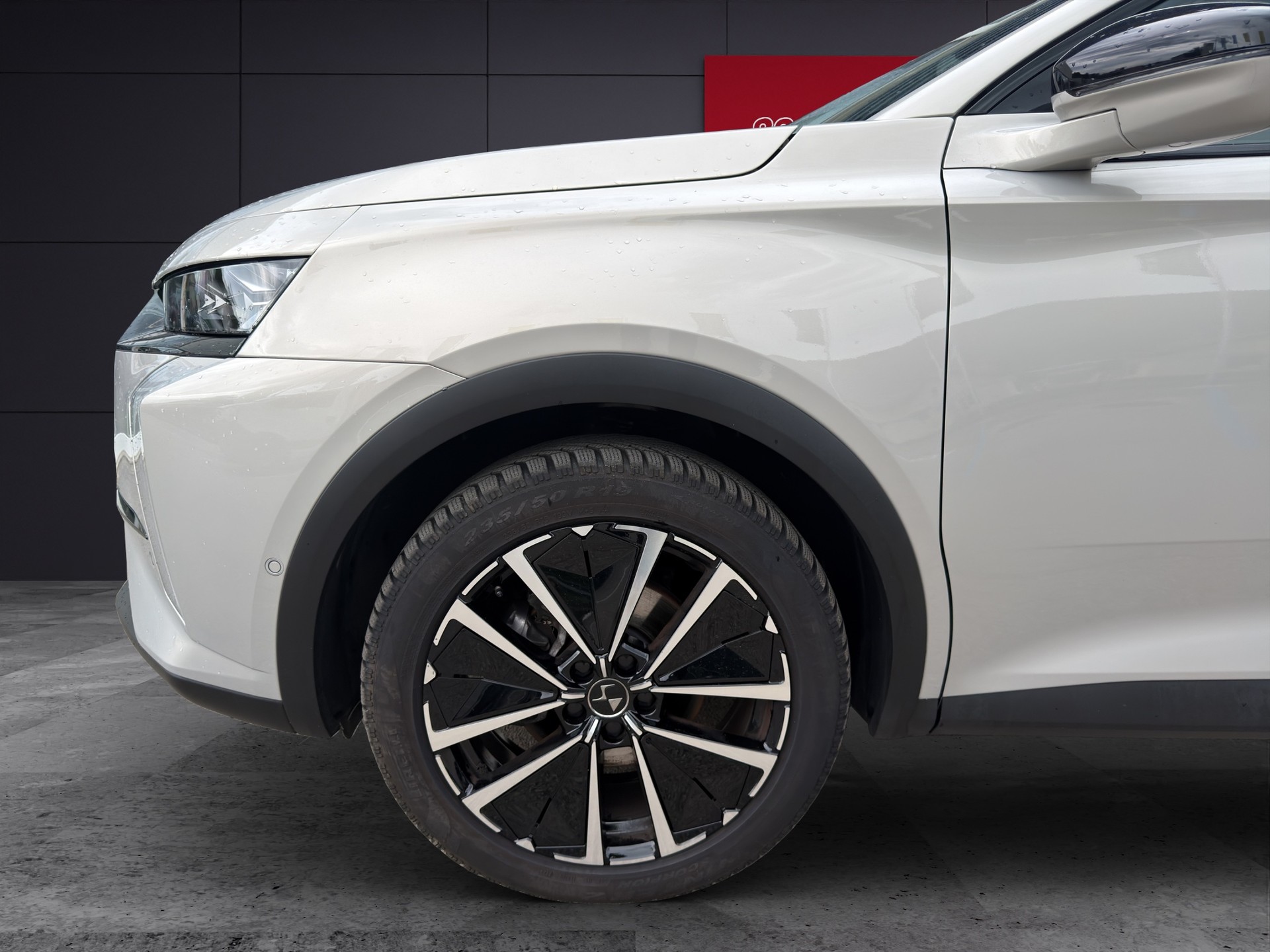 DS AUTOMOBILES DS7 1.5 BlueHDi Pallas-image-4