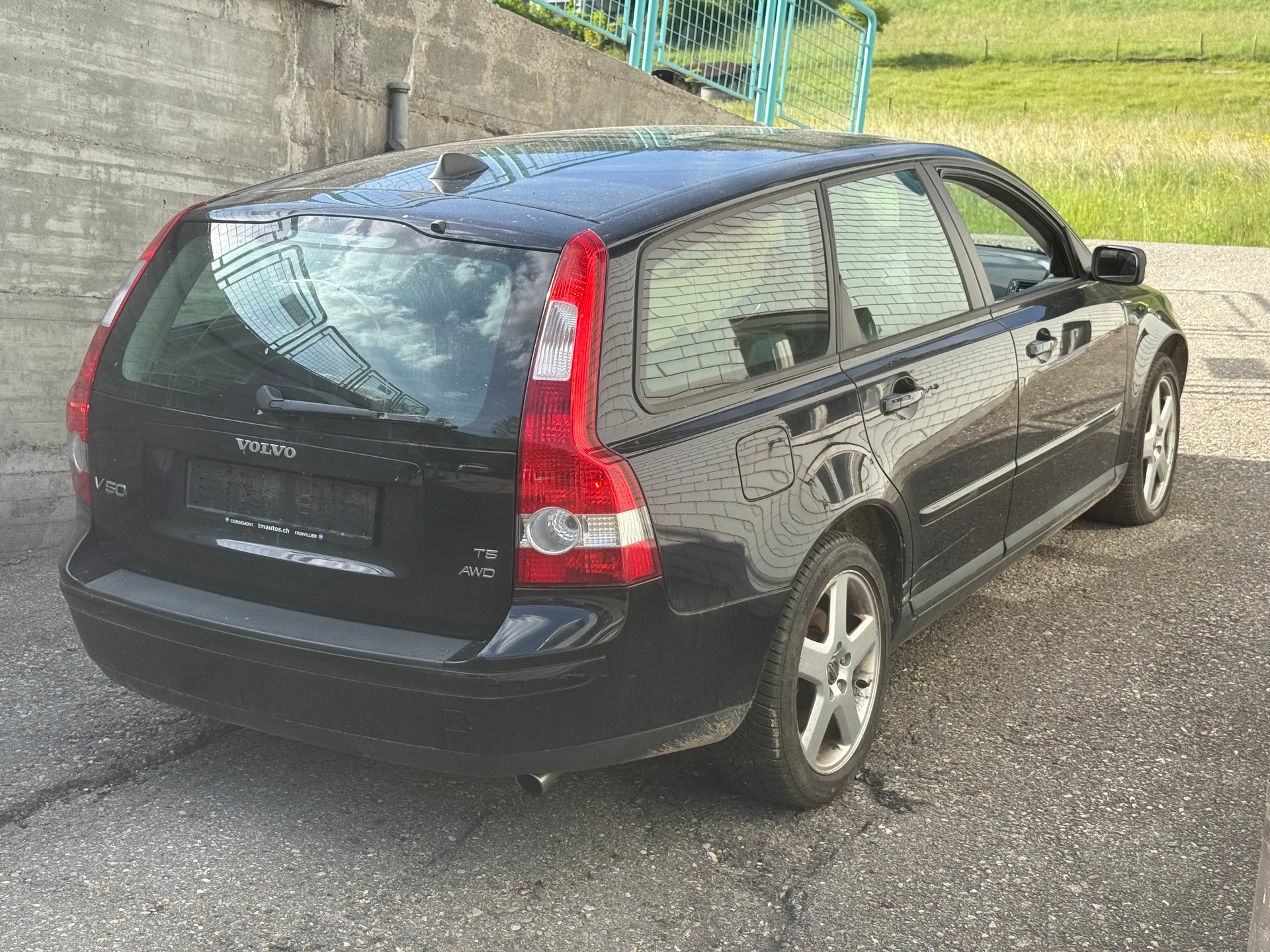 VOLVO V50 T5 AWD Kinetic-image-3